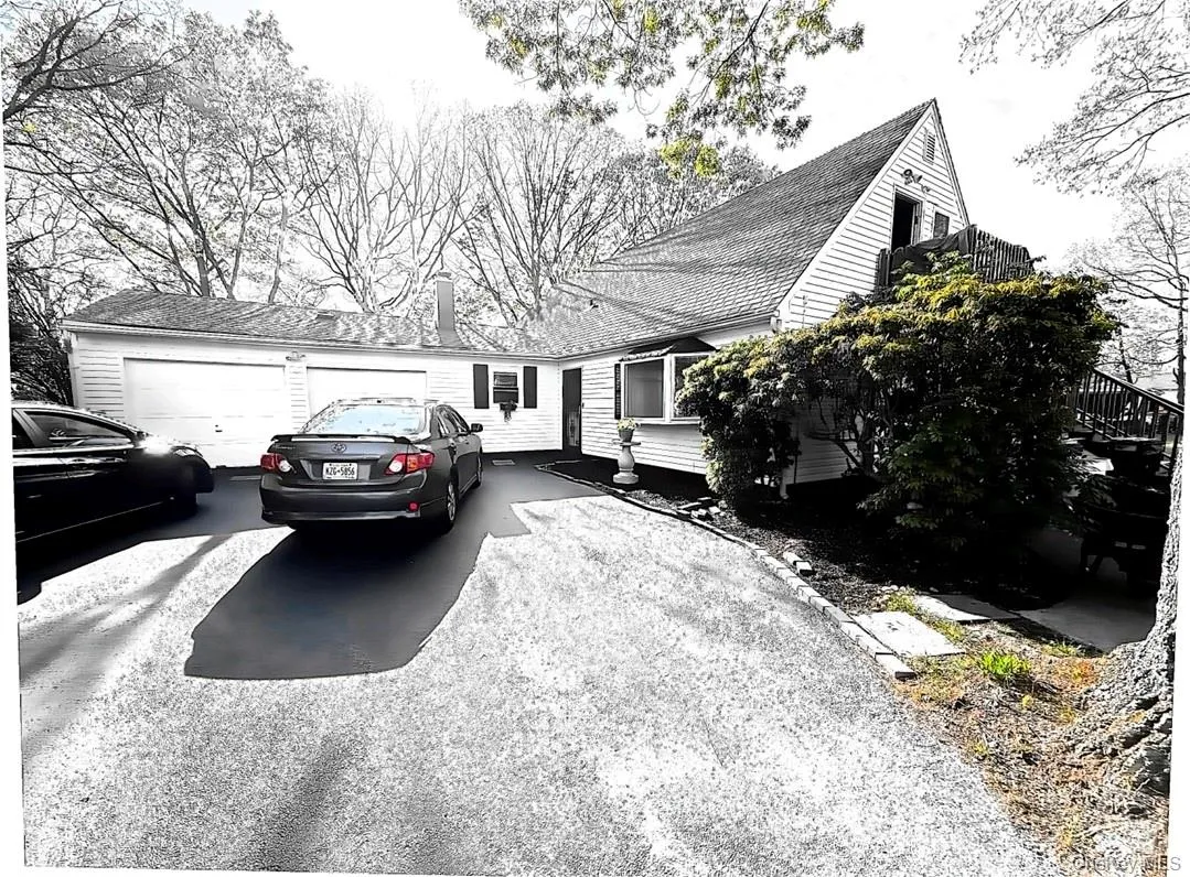 41 Fig Street, Islip, NY, 5 Bedrooms Bedrooms, 11 Rooms Rooms,2 BathroomsBathrooms,Residential,For Rent,Fig,0,1023022 41 Fig Street, Islip, NY, 5 Bedrooms Bedrooms, 11 Rooms Rooms,2 BathroomsBathrooms,Residential,For Rent,Fig,0,1023022