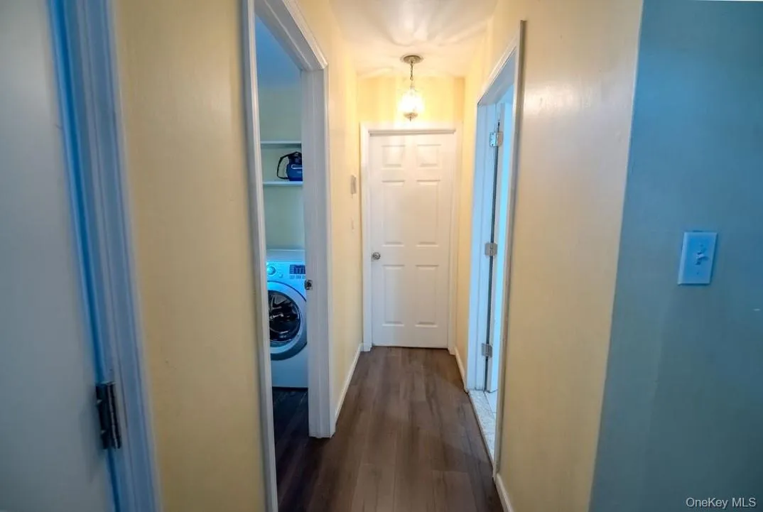 41 Fig Street, Islip, NY, 5 Bedrooms Bedrooms, 11 Rooms Rooms,2 BathroomsBathrooms,Residential,For Rent,Fig,0,1023022 41 Fig Street, Islip, NY, 5 Bedrooms Bedrooms, 11 Rooms Rooms,2 BathroomsBathrooms,Residential,For Rent,Fig,0,1023022