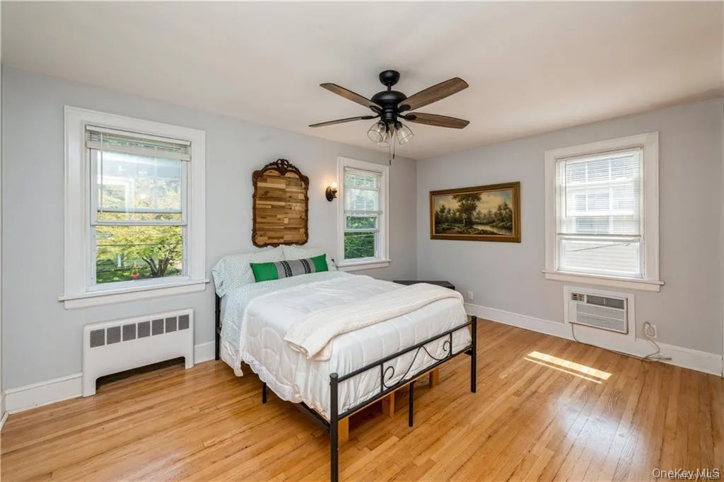 73 Rosedale Avenue, Greenburgh, NY, 3 Bedrooms Bedrooms, 6 Rooms Rooms,1 BathroomBathrooms,Residential Lease,For Rent,Rosedale,0,1023023 73 Rosedale Avenue, Greenburgh, NY, 3 Bedrooms Bedrooms, 6 Rooms Rooms,1 BathroomBathrooms,Residential Lease,For Rent,Rosedale,0,1023023
