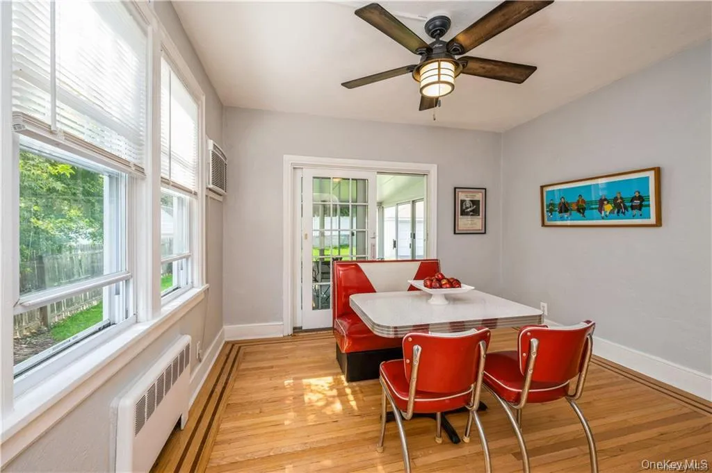 73 Rosedale Avenue, Greenburgh, NY, 3 Bedrooms Bedrooms, 6 Rooms Rooms,1 BathroomBathrooms,Residential Lease,For Rent,Rosedale,0,1023023 73 Rosedale Avenue, Greenburgh, NY, 3 Bedrooms Bedrooms, 6 Rooms Rooms,1 BathroomBathrooms,Residential Lease,For Rent,Rosedale,0,1023023