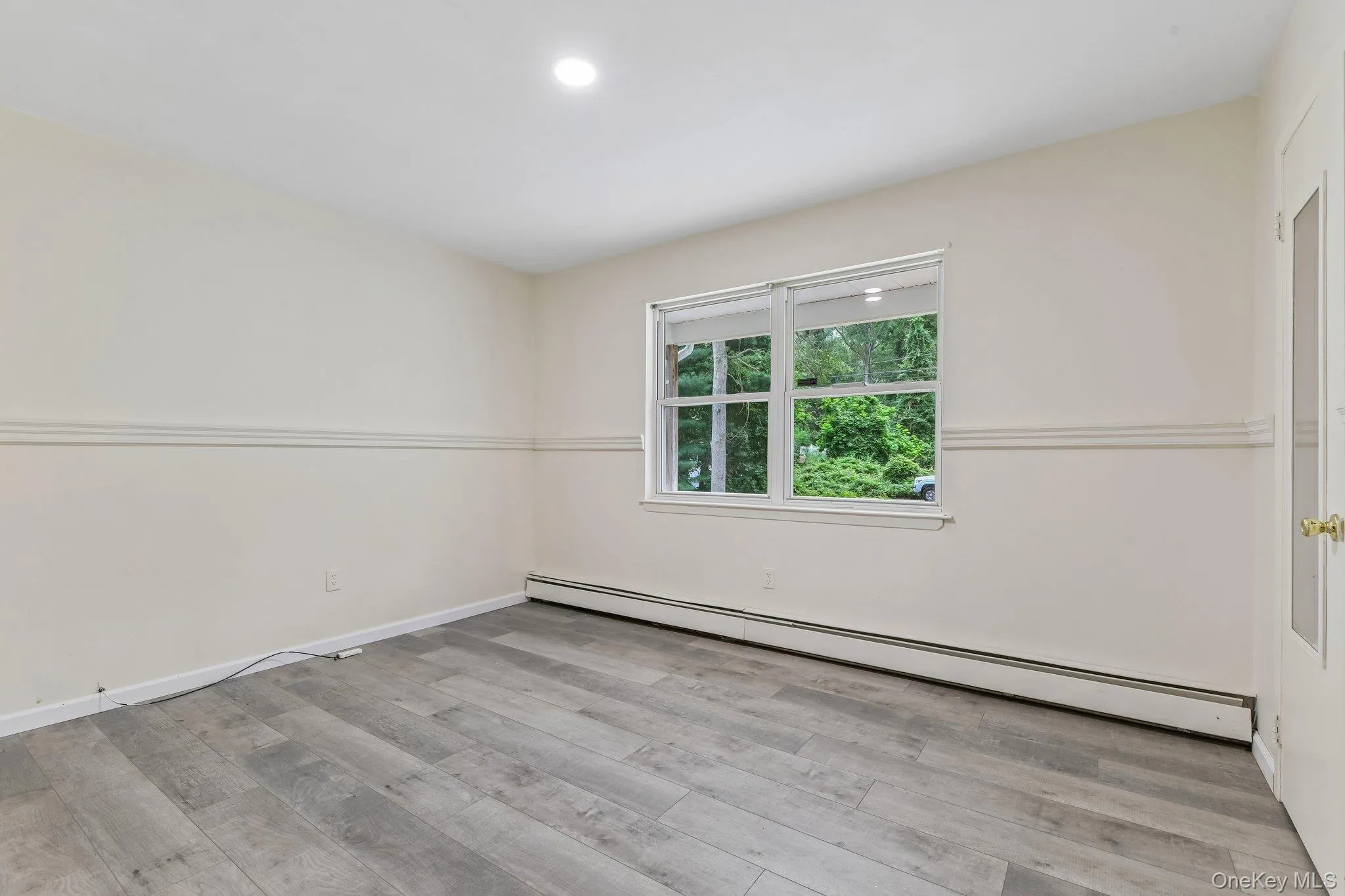 22 Red Maple Road, Brookhaven, NY, 3 Bedrooms Bedrooms, 5 Rooms Rooms,2 BathroomsBathrooms,Residential,For Rent,Red Maple,0,1023024 22 Red Maple Road, Brookhaven, NY, 3 Bedrooms Bedrooms, 5 Rooms Rooms,2 BathroomsBathrooms,Residential,For Rent,Red Maple,0,1023024