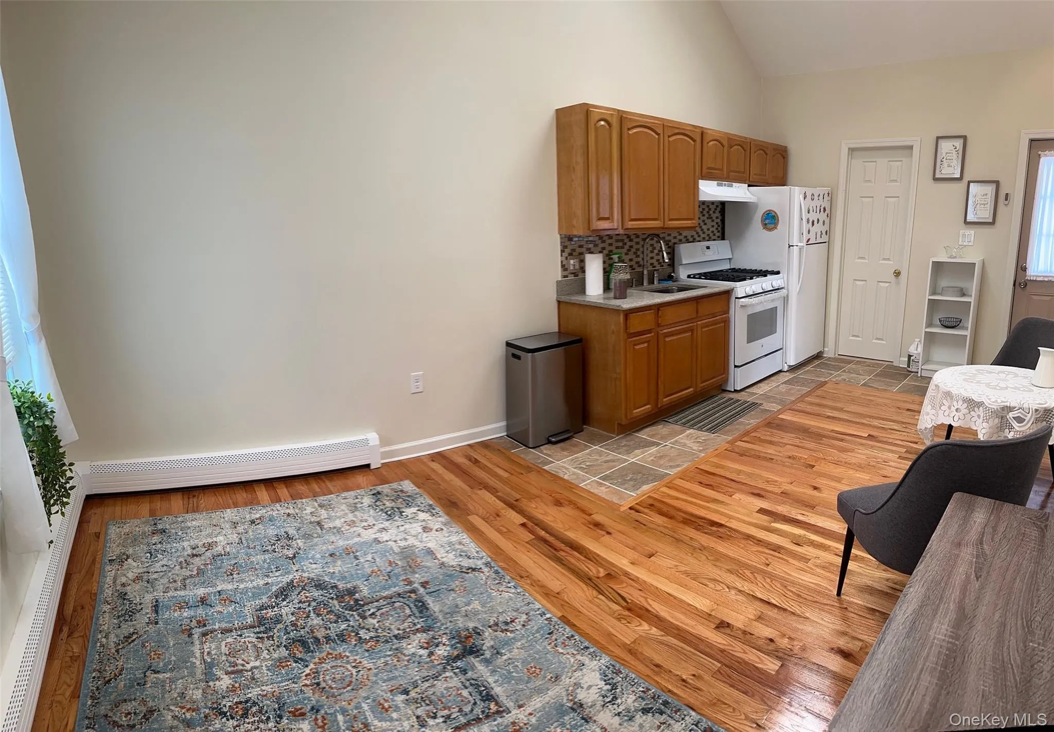 169A Beach 91st Street, New York, NY, 2 Bedrooms Bedrooms, 4 Rooms Rooms,1 BathroomBathrooms,Residential Lease,For Rent,Beach 91st,0,1023025 169A Beach 91st Street, New York, NY, 2 Bedrooms Bedrooms, 4 Rooms Rooms,1 BathroomBathrooms,Residential Lease,For Rent,Beach 91st,0,1023025