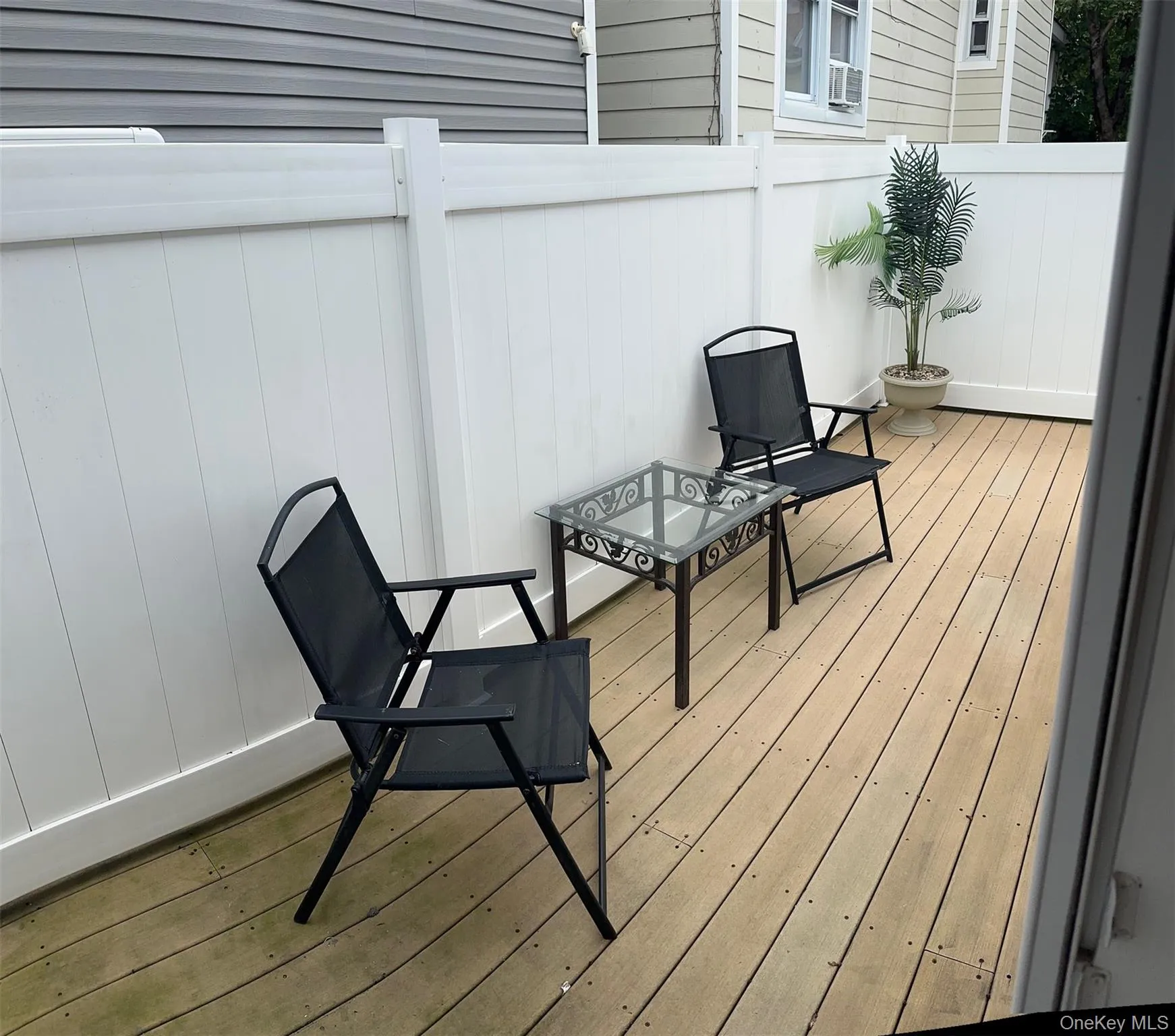 169A Beach 91st Street, New York, NY, 2 Bedrooms Bedrooms, 4 Rooms Rooms,1 BathroomBathrooms,Residential Lease,For Rent,Beach 91st,0,1023025 169A Beach 91st Street, New York, NY, 2 Bedrooms Bedrooms, 4 Rooms Rooms,1 BathroomBathrooms,Residential Lease,For Rent,Beach 91st,0,1023025