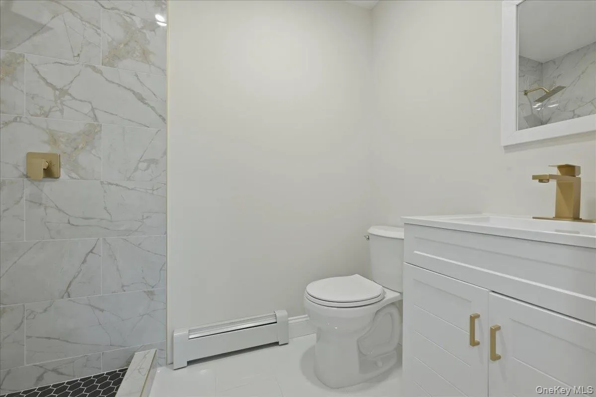5 Bernice Court, Brookhaven, NY, 4 Bedrooms Bedrooms, 8 Rooms Rooms,2 BathroomsBathrooms,Residential,For Rent,Bernice,0,1023030 5 Bernice Court, Brookhaven, NY, 4 Bedrooms Bedrooms, 8 Rooms Rooms,2 BathroomsBathrooms,Residential,For Rent,Bernice,0,1023030