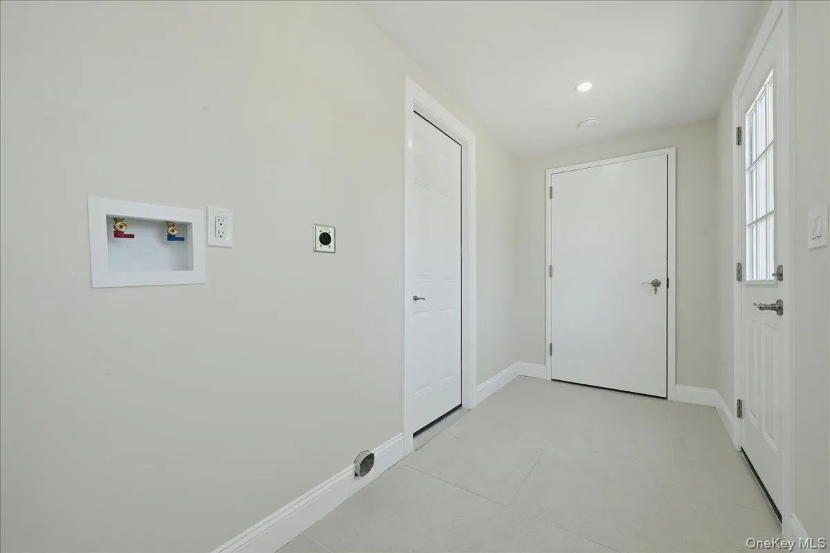 5 Bernice Court, Brookhaven, NY, 4 Bedrooms Bedrooms, 8 Rooms Rooms,2 BathroomsBathrooms,Residential,For Rent,Bernice,0,1023030 5 Bernice Court, Brookhaven, NY, 4 Bedrooms Bedrooms, 8 Rooms Rooms,2 BathroomsBathrooms,Residential,For Rent,Bernice,0,1023030