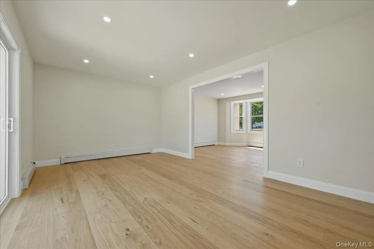 5 Bernice Court, Brookhaven, NY, 4 Bedrooms Bedrooms, 8 Rooms Rooms,2 BathroomsBathrooms,Residential,For Rent,Bernice,0,1023030 5 Bernice Court, Brookhaven, NY, 4 Bedrooms Bedrooms, 8 Rooms Rooms,2 BathroomsBathrooms,Residential,For Rent,Bernice,0,1023030