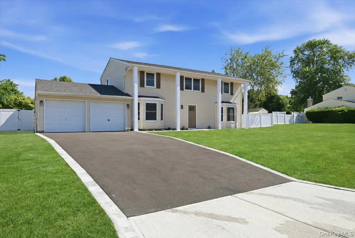 5 Bernice Court, Brookhaven, NY, 4 Bedrooms Bedrooms, 8 Rooms Rooms,2 BathroomsBathrooms,Residential,For Rent,Bernice,0,1023030 5 Bernice Court, Brookhaven, NY, 4 Bedrooms Bedrooms, 8 Rooms Rooms,2 BathroomsBathrooms,Residential,For Rent,Bernice,0,1023030