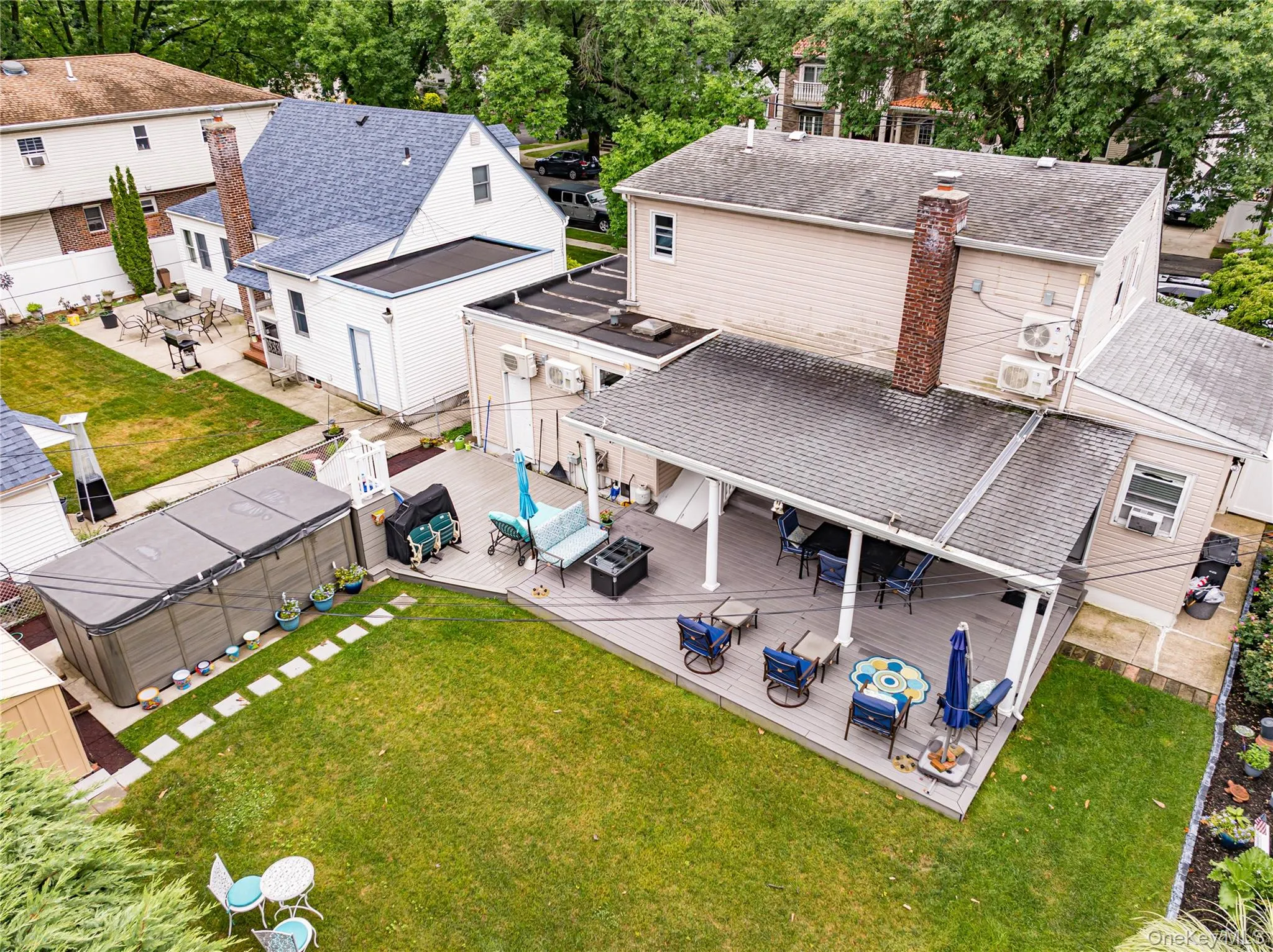 24207 83rd Avenue, New York, NY, 4 Bedrooms Bedrooms, 8 Rooms Rooms,2 BathroomsBathrooms,Residential,For Rent,83rd,0,1023033 24207 83rd Avenue, New York, NY, 4 Bedrooms Bedrooms, 8 Rooms Rooms,2 BathroomsBathrooms,Residential,For Rent,83rd,0,1023033