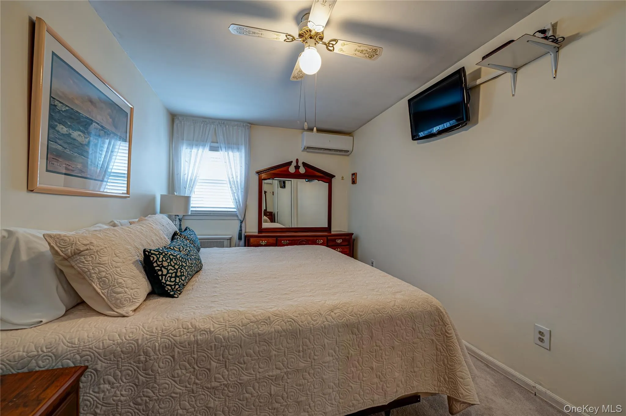 24207 83rd Avenue, New York, NY, 4 Bedrooms Bedrooms, 8 Rooms Rooms,2 BathroomsBathrooms,Residential,For Rent,83rd,0,1023033 24207 83rd Avenue, New York, NY, 4 Bedrooms Bedrooms, 8 Rooms Rooms,2 BathroomsBathrooms,Residential,For Rent,83rd,0,1023033