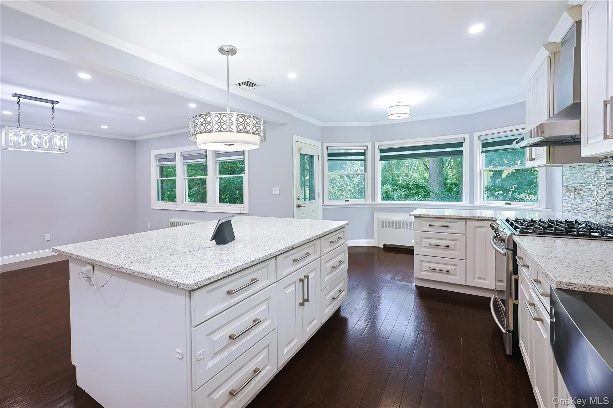 78 Poplar Street, North Hempstead, NY, 5 Bedrooms Bedrooms, 16 Rooms Rooms,5 BathroomsBathrooms,Residential,For Rent,Poplar,0,1023039 78 Poplar Street, North Hempstead, NY, 5 Bedrooms Bedrooms, 16 Rooms Rooms,5 BathroomsBathrooms,Residential,For Rent,Poplar,0,1023039