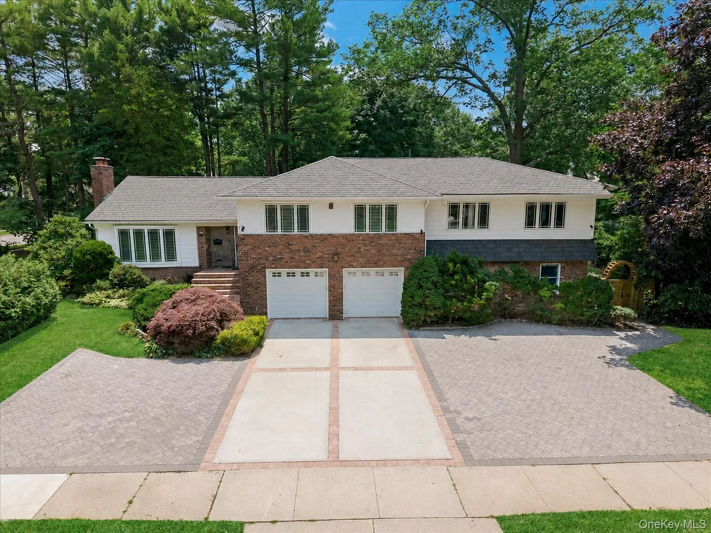 78 Poplar Street, North Hempstead, NY, 5 Bedrooms Bedrooms, 16 Rooms Rooms,5 BathroomsBathrooms,Residential,For Rent,Poplar,0,1023039 78 Poplar Street, North Hempstead, NY, 5 Bedrooms Bedrooms, 16 Rooms Rooms,5 BathroomsBathrooms,Residential,For Rent,Poplar,0,1023039