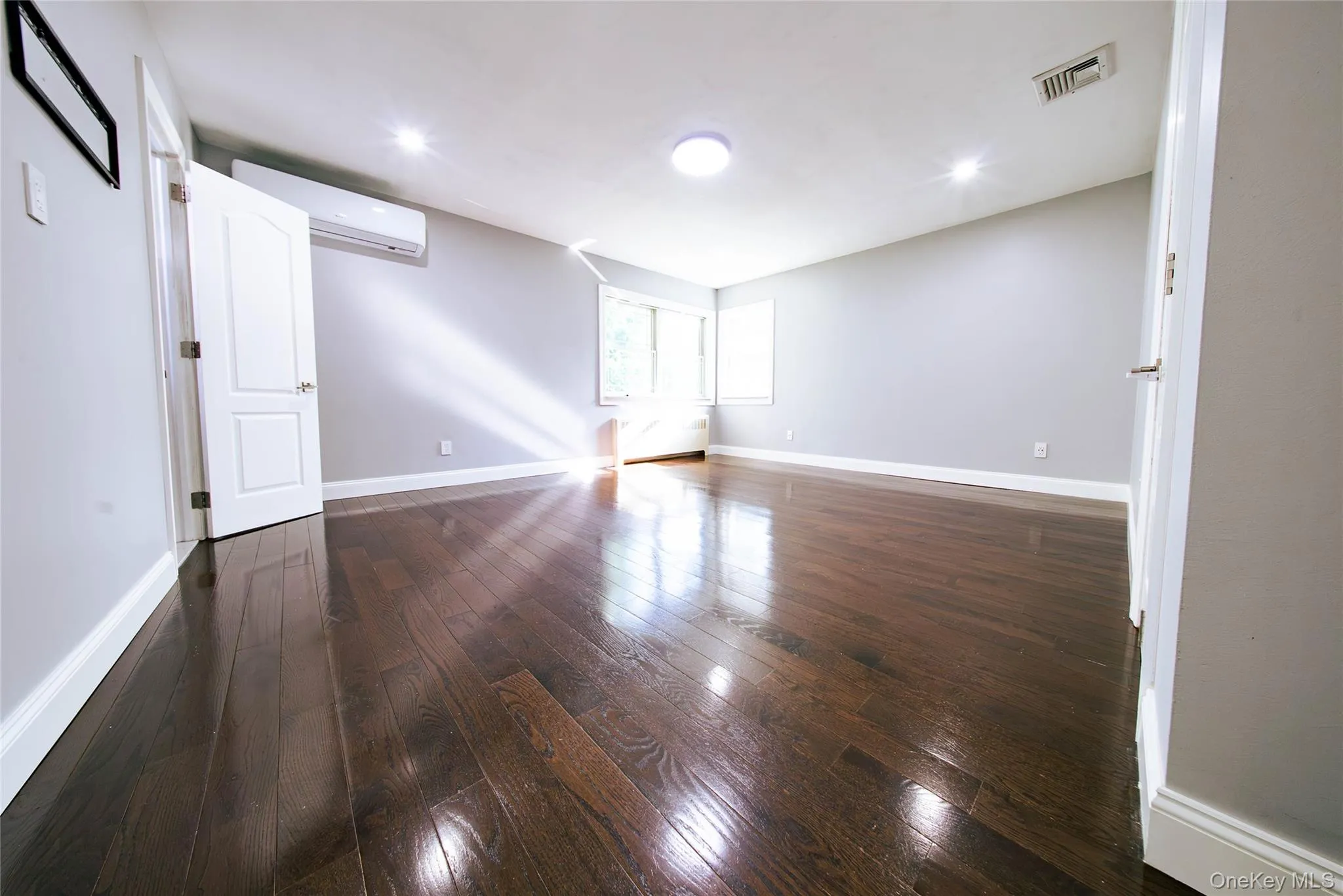 78 Poplar Street, North Hempstead, NY, 5 Bedrooms Bedrooms, 16 Rooms Rooms,5 BathroomsBathrooms,Residential,For Rent,Poplar,0,1023039 78 Poplar Street, North Hempstead, NY, 5 Bedrooms Bedrooms, 16 Rooms Rooms,5 BathroomsBathrooms,Residential,For Rent,Poplar,0,1023039