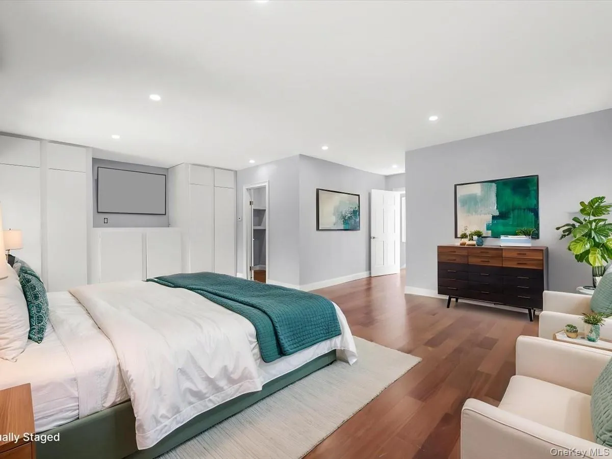 78 Poplar Street, North Hempstead, NY, 5 Bedrooms Bedrooms, 16 Rooms Rooms,5 BathroomsBathrooms,Residential,For Rent,Poplar,0,1023039 78 Poplar Street, North Hempstead, NY, 5 Bedrooms Bedrooms, 16 Rooms Rooms,5 BathroomsBathrooms,Residential,For Rent,Poplar,0,1023039