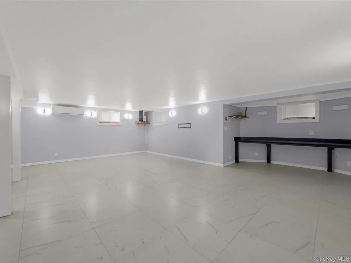 78 Poplar Street, North Hempstead, NY, 5 Bedrooms Bedrooms, 16 Rooms Rooms,5 BathroomsBathrooms,Residential,For Rent,Poplar,0,1023039 78 Poplar Street, North Hempstead, NY, 5 Bedrooms Bedrooms, 16 Rooms Rooms,5 BathroomsBathrooms,Residential,For Rent,Poplar,0,1023039