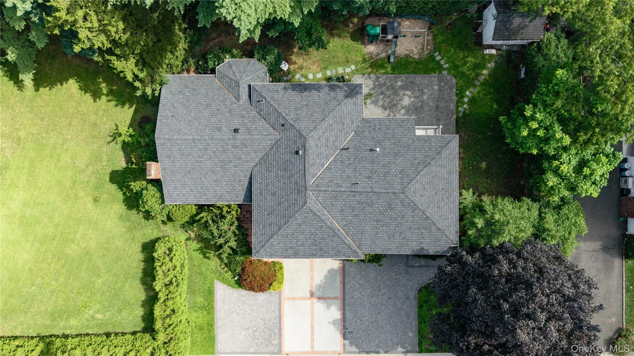 78 Poplar Street, North Hempstead, NY, 5 Bedrooms Bedrooms, 16 Rooms Rooms,5 BathroomsBathrooms,Residential,For Rent,Poplar,0,1023039 78 Poplar Street, North Hempstead, NY, 5 Bedrooms Bedrooms, 16 Rooms Rooms,5 BathroomsBathrooms,Residential,For Rent,Poplar,0,1023039
