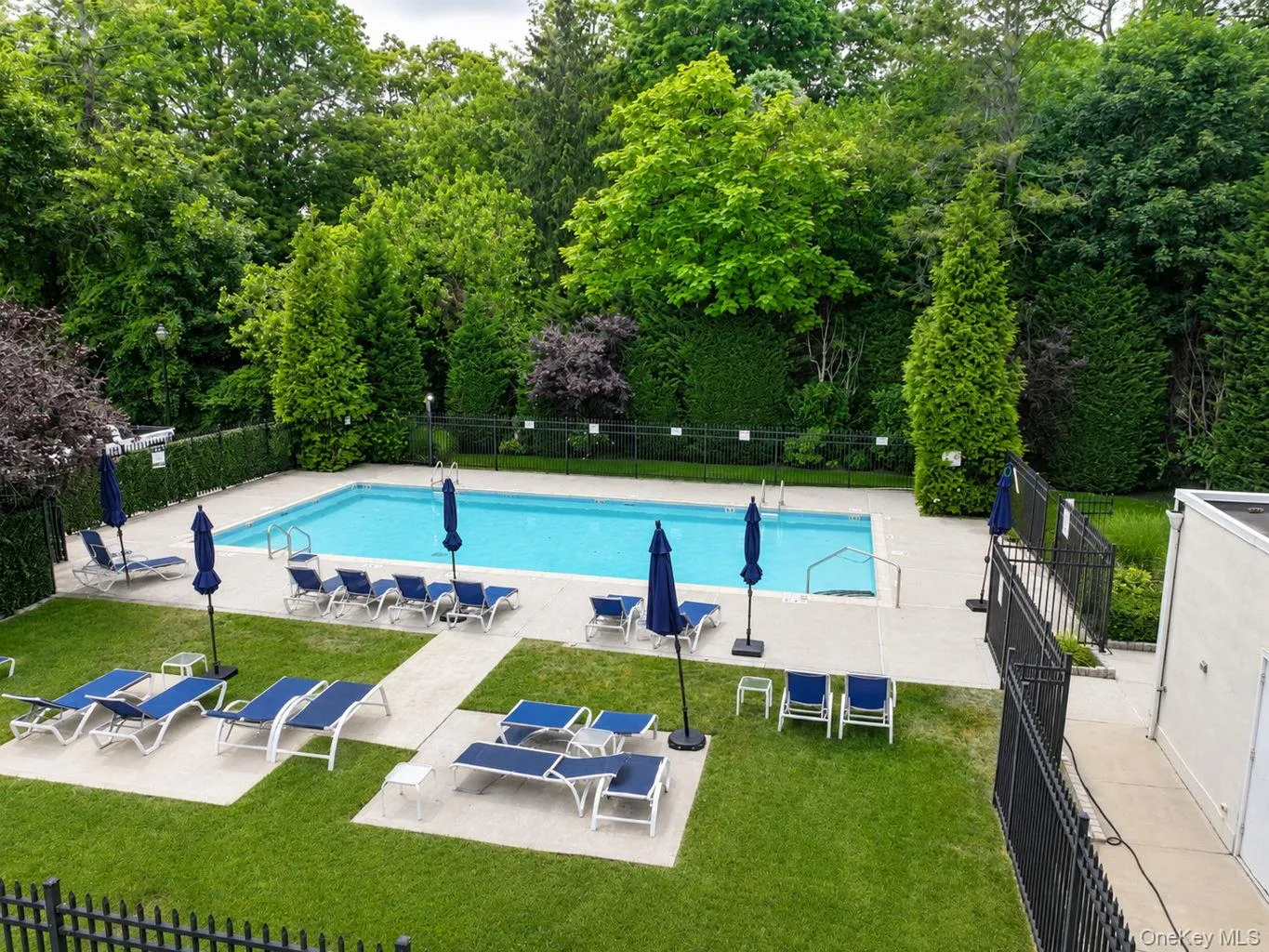 Outdoor Pool Outdoor Pool