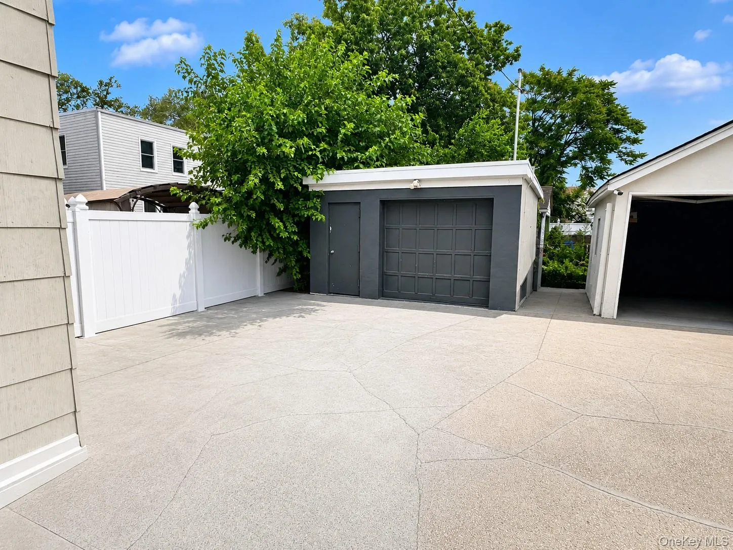 10713 Sutter Avenue, New York, NY, 3 Bedrooms Bedrooms, ,2 BathroomsBathrooms,Residential,For Rent,Sutter,0,1023042 10713 Sutter Avenue, New York, NY, 3 Bedrooms Bedrooms, ,2 BathroomsBathrooms,Residential,For Rent,Sutter,0,1023042