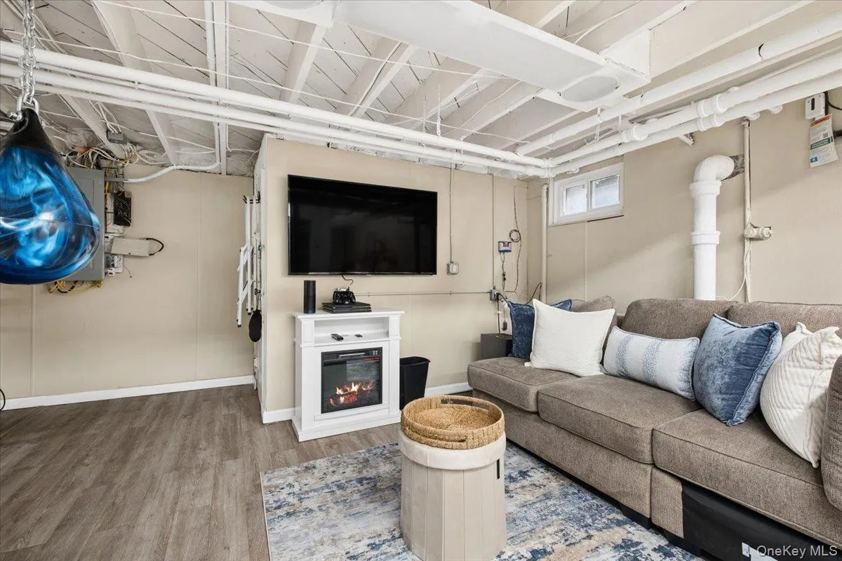 Lots of storage and some hang out space too Lots of storage and some hang out space too