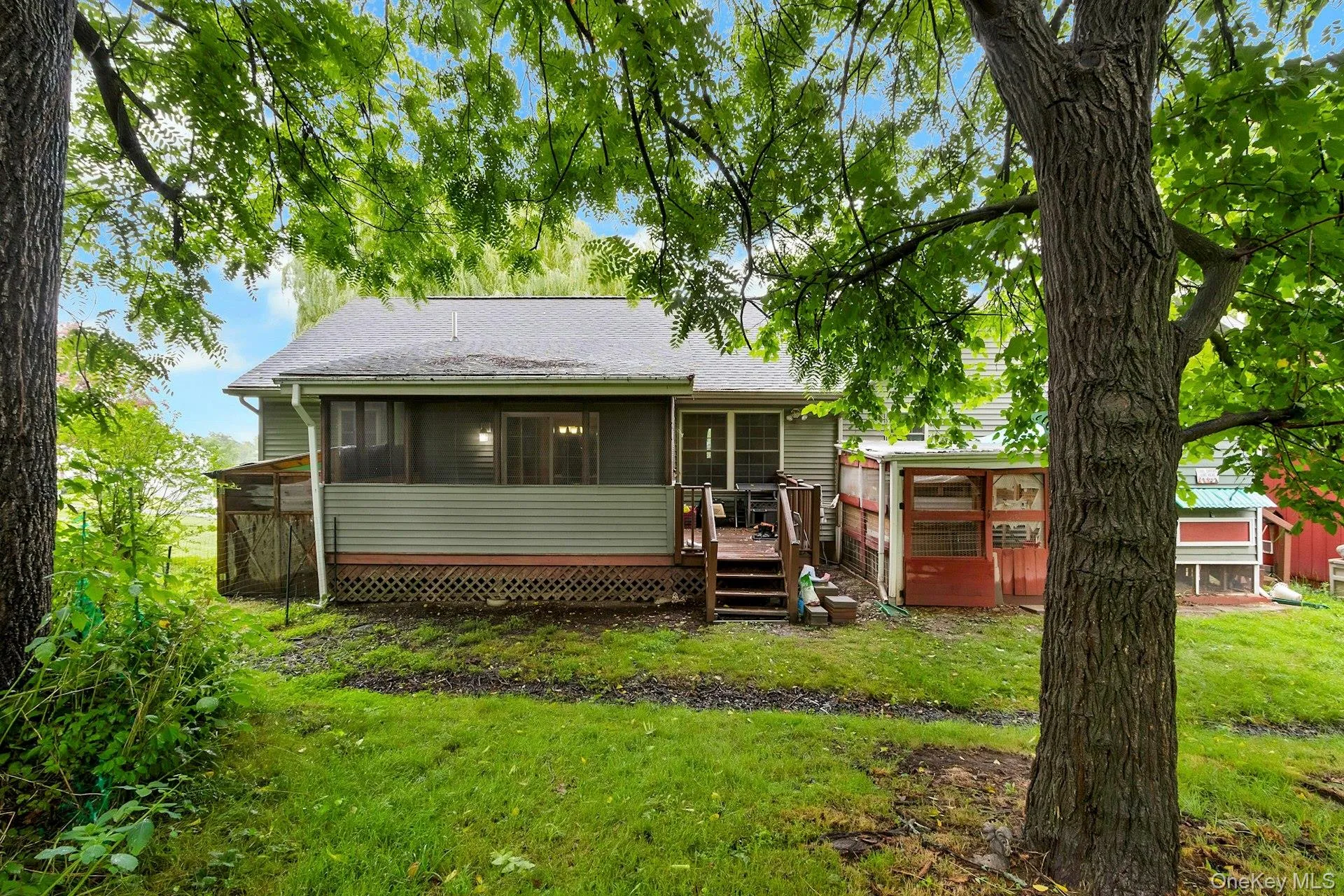 188 Hoyt Street, Esopus, NY, 3 Bedrooms Bedrooms, 6 Rooms Rooms,2 BathroomsBathrooms,Residential,For Rent,Hoyt,0,1023045 188 Hoyt Street, Esopus, NY, 3 Bedrooms Bedrooms, 6 Rooms Rooms,2 BathroomsBathrooms,Residential,For Rent,Hoyt,0,1023045