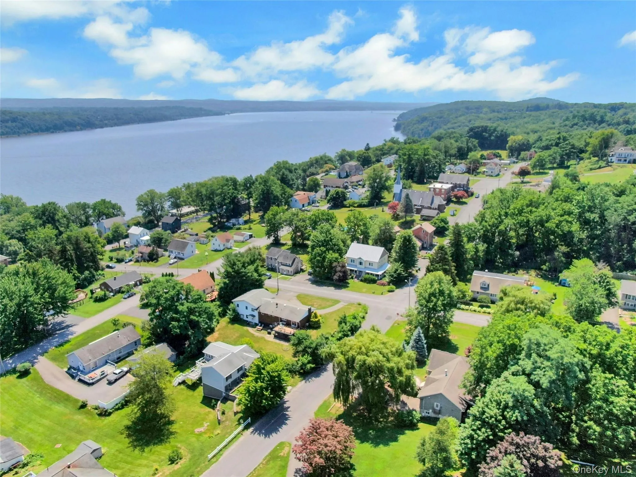 188 Hoyt Street, Esopus, NY, 3 Bedrooms Bedrooms, 6 Rooms Rooms,2 BathroomsBathrooms,Residential,For Rent,Hoyt,0,1023045 188 Hoyt Street, Esopus, NY, 3 Bedrooms Bedrooms, 6 Rooms Rooms,2 BathroomsBathrooms,Residential,For Rent,Hoyt,0,1023045