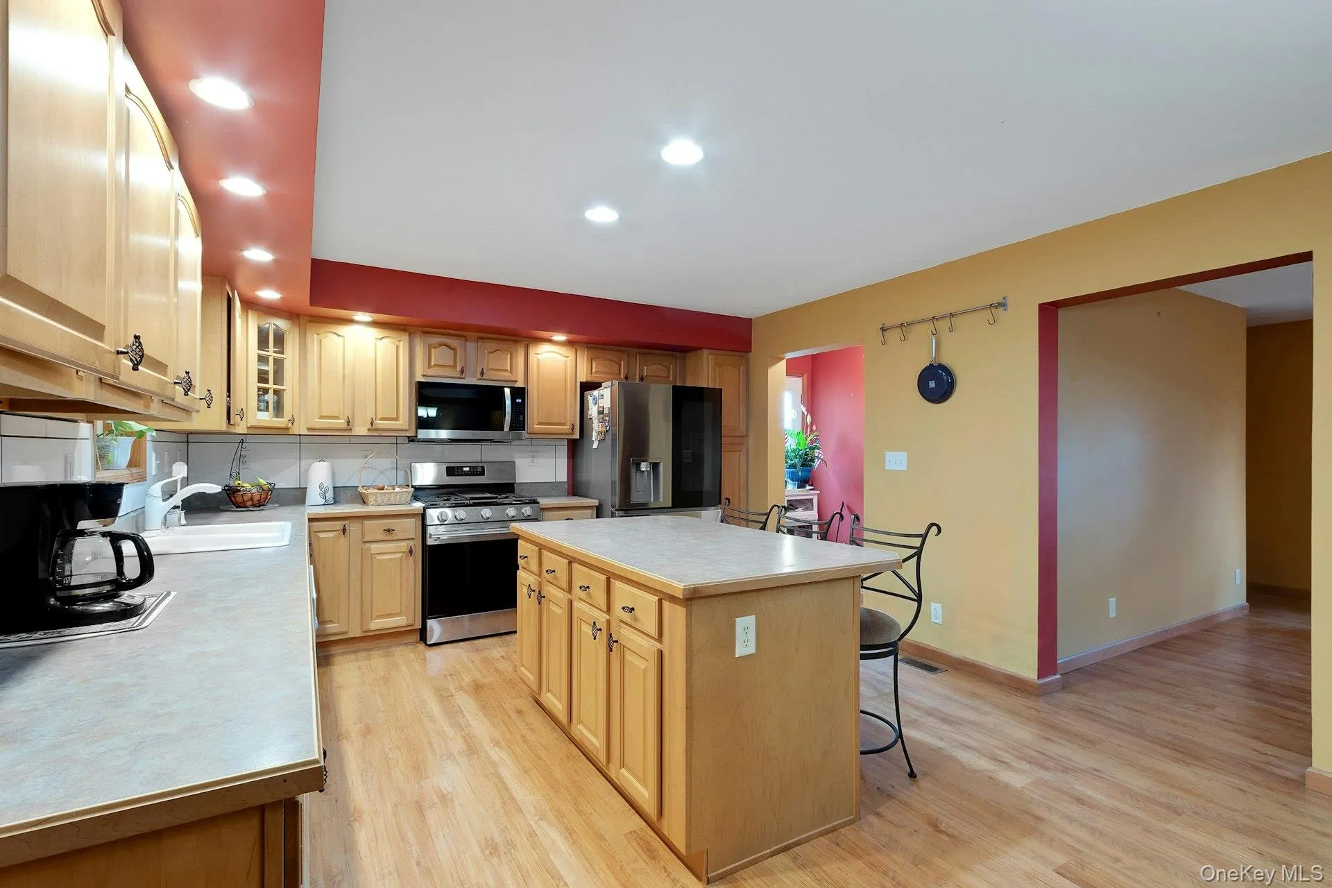 188 Hoyt Street, Esopus, NY, 3 Bedrooms Bedrooms, 6 Rooms Rooms,2 BathroomsBathrooms,Residential,For Rent,Hoyt,0,1023045 188 Hoyt Street, Esopus, NY, 3 Bedrooms Bedrooms, 6 Rooms Rooms,2 BathroomsBathrooms,Residential,For Rent,Hoyt,0,1023045