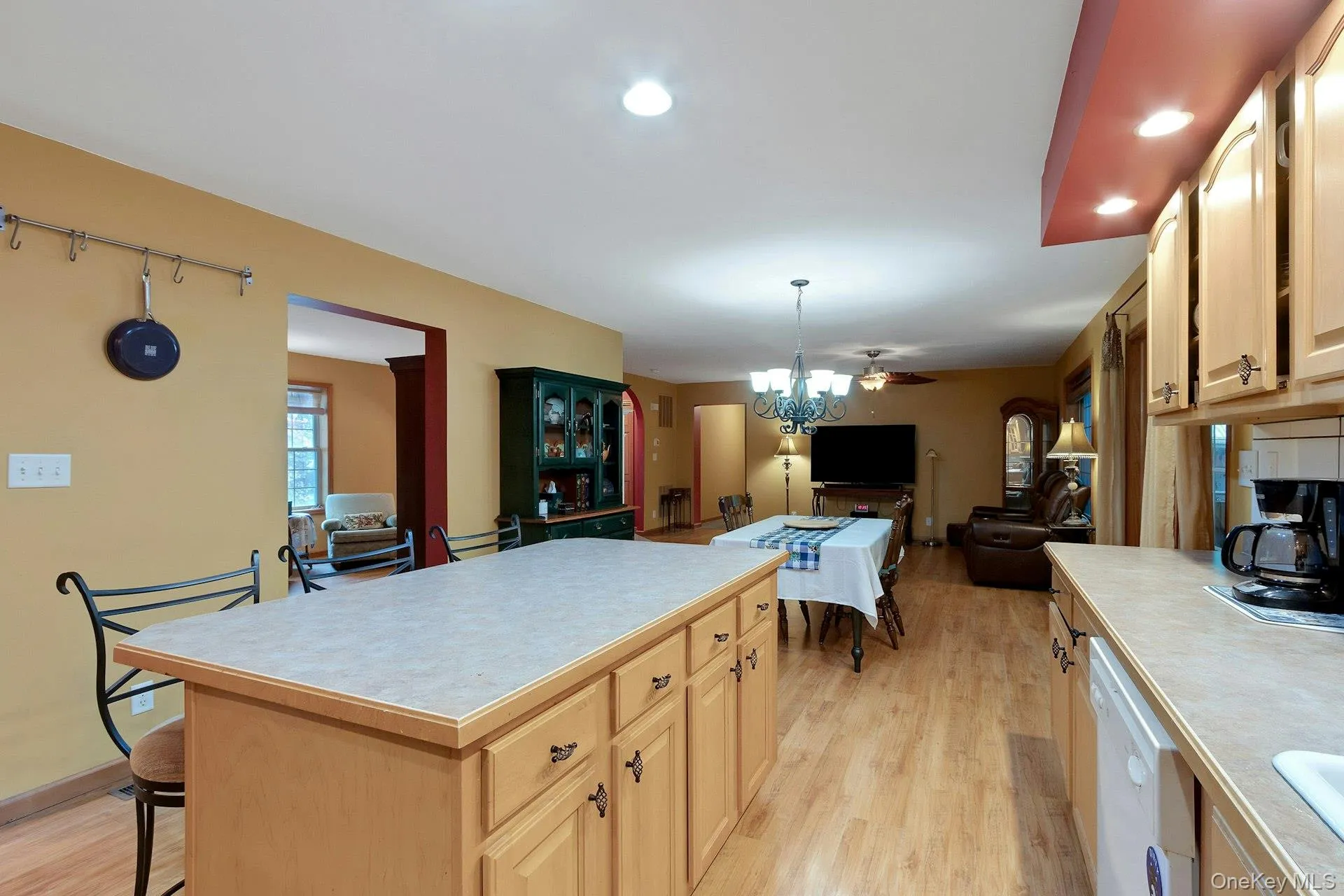 188 Hoyt Street, Esopus, NY, 3 Bedrooms Bedrooms, 6 Rooms Rooms,2 BathroomsBathrooms,Residential,For Rent,Hoyt,0,1023045 188 Hoyt Street, Esopus, NY, 3 Bedrooms Bedrooms, 6 Rooms Rooms,2 BathroomsBathrooms,Residential,For Rent,Hoyt,0,1023045