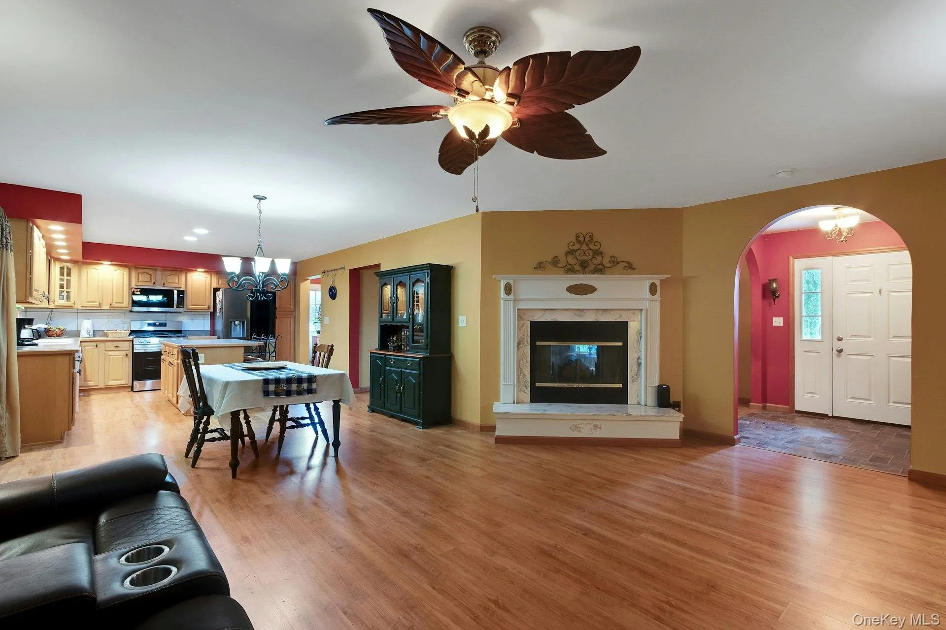 188 Hoyt Street, Esopus, NY, 3 Bedrooms Bedrooms, 6 Rooms Rooms,2 BathroomsBathrooms,Residential,For Rent,Hoyt,0,1023045 188 Hoyt Street, Esopus, NY, 3 Bedrooms Bedrooms, 6 Rooms Rooms,2 BathroomsBathrooms,Residential,For Rent,Hoyt,0,1023045