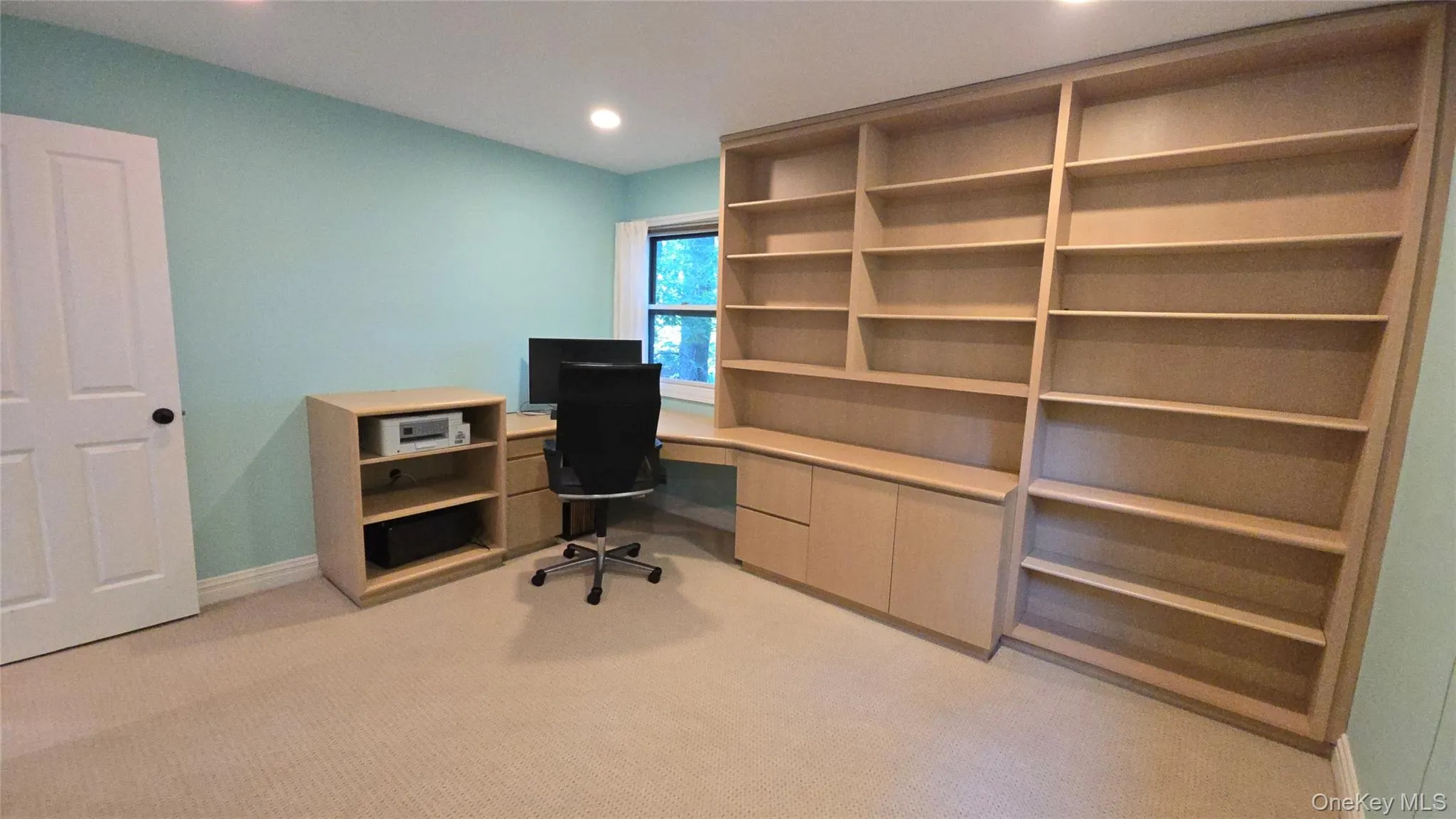 19 York Drive, Clarkstown, NY, 4 Bedrooms Bedrooms, 8 Rooms Rooms,2 BathroomsBathrooms,Residential,For Rent,York,0,1023048 19 York Drive, Clarkstown, NY, 4 Bedrooms Bedrooms, 8 Rooms Rooms,2 BathroomsBathrooms,Residential,For Rent,York,0,1023048