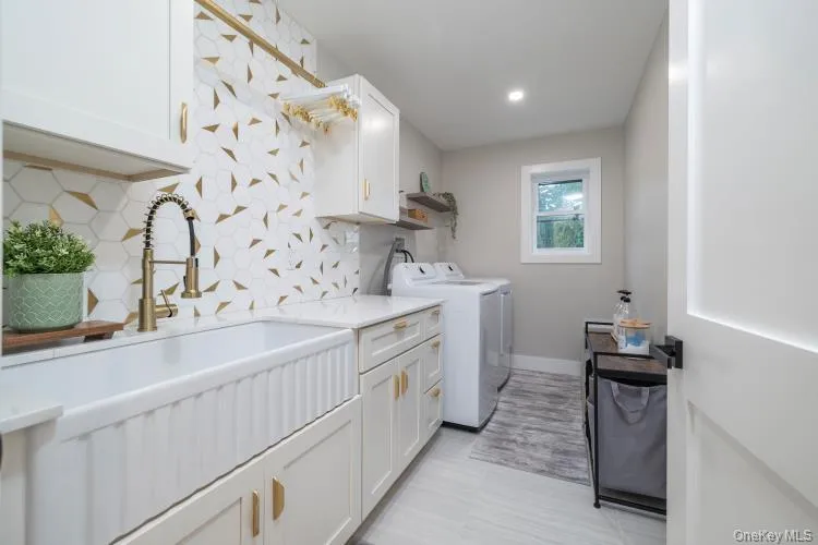 23 Faith Lane, Hempstead, NY, 5 Bedrooms Bedrooms, 7 Rooms Rooms,5 BathroomsBathrooms,Residential,For Rent,Faith,0,1023049 23 Faith Lane, Hempstead, NY, 5 Bedrooms Bedrooms, 7 Rooms Rooms,5 BathroomsBathrooms,Residential,For Rent,Faith,0,1023049
