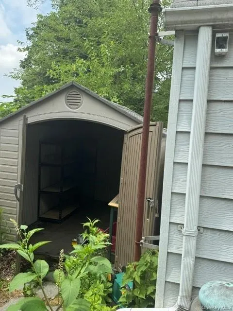 852 Henry Street, Hempstead, NY, 3 Bedrooms Bedrooms, 6 Rooms Rooms,1 BathroomBathrooms,Residential,For Rent,Henry,0,1023054 852 Henry Street, Hempstead, NY, 3 Bedrooms Bedrooms, 6 Rooms Rooms,1 BathroomBathrooms,Residential,For Rent,Henry,0,1023054