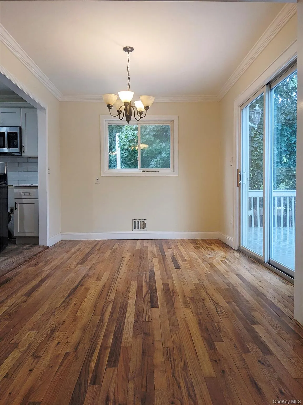 114 Berkeley Avenue, Brookhaven, NY, 4 Bedrooms Bedrooms, 6 Rooms Rooms,2 BathroomsBathrooms,Residential,For Rent,Berkeley,0,1023059 114 Berkeley Avenue, Brookhaven, NY, 4 Bedrooms Bedrooms, 6 Rooms Rooms,2 BathroomsBathrooms,Residential,For Rent,Berkeley,0,1023059