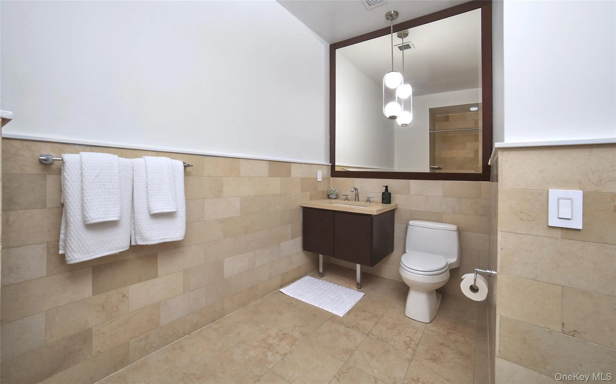 25 Leroy Place, New Rochelle, NY, 2 Bedrooms Bedrooms, 5 Rooms Rooms,2 BathroomsBathrooms,Residential,For Rent,Leroy,0,1023061 25 Leroy Place, New Rochelle, NY, 2 Bedrooms Bedrooms, 5 Rooms Rooms,2 BathroomsBathrooms,Residential,For Rent,Leroy,0,1023061
