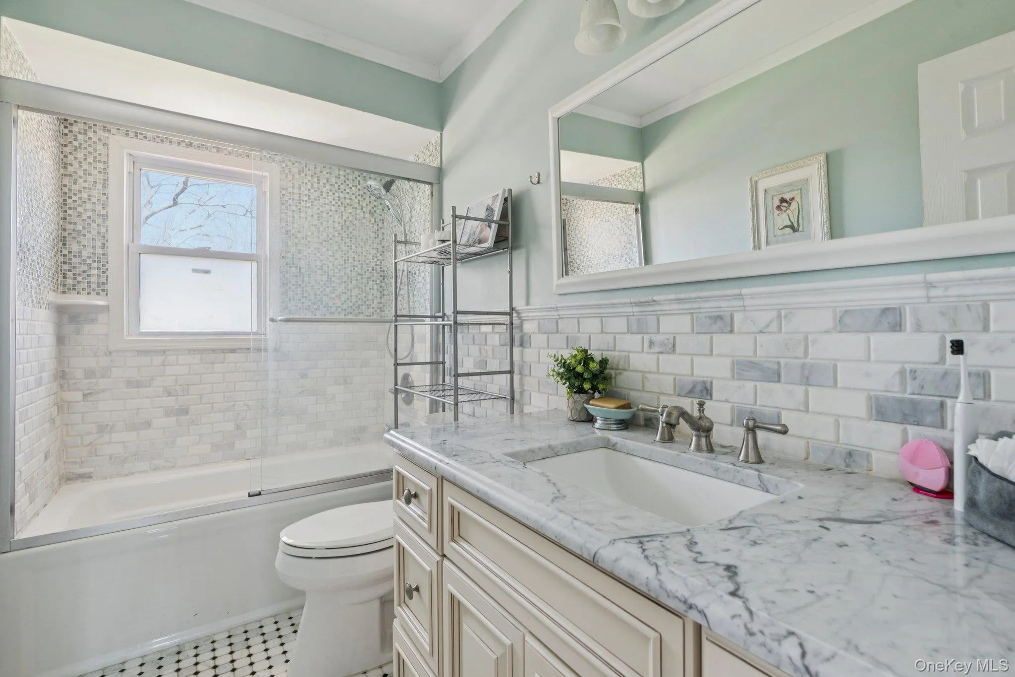61 Arleigh Road, North Hempstead, NY, 5 Bedrooms Bedrooms, 14 Rooms Rooms,2 BathroomsBathrooms,Residential Lease,For Rent,Arleigh,0,1023062 61 Arleigh Road, North Hempstead, NY, 5 Bedrooms Bedrooms, 14 Rooms Rooms,2 BathroomsBathrooms,Residential Lease,For Rent,Arleigh,0,1023062