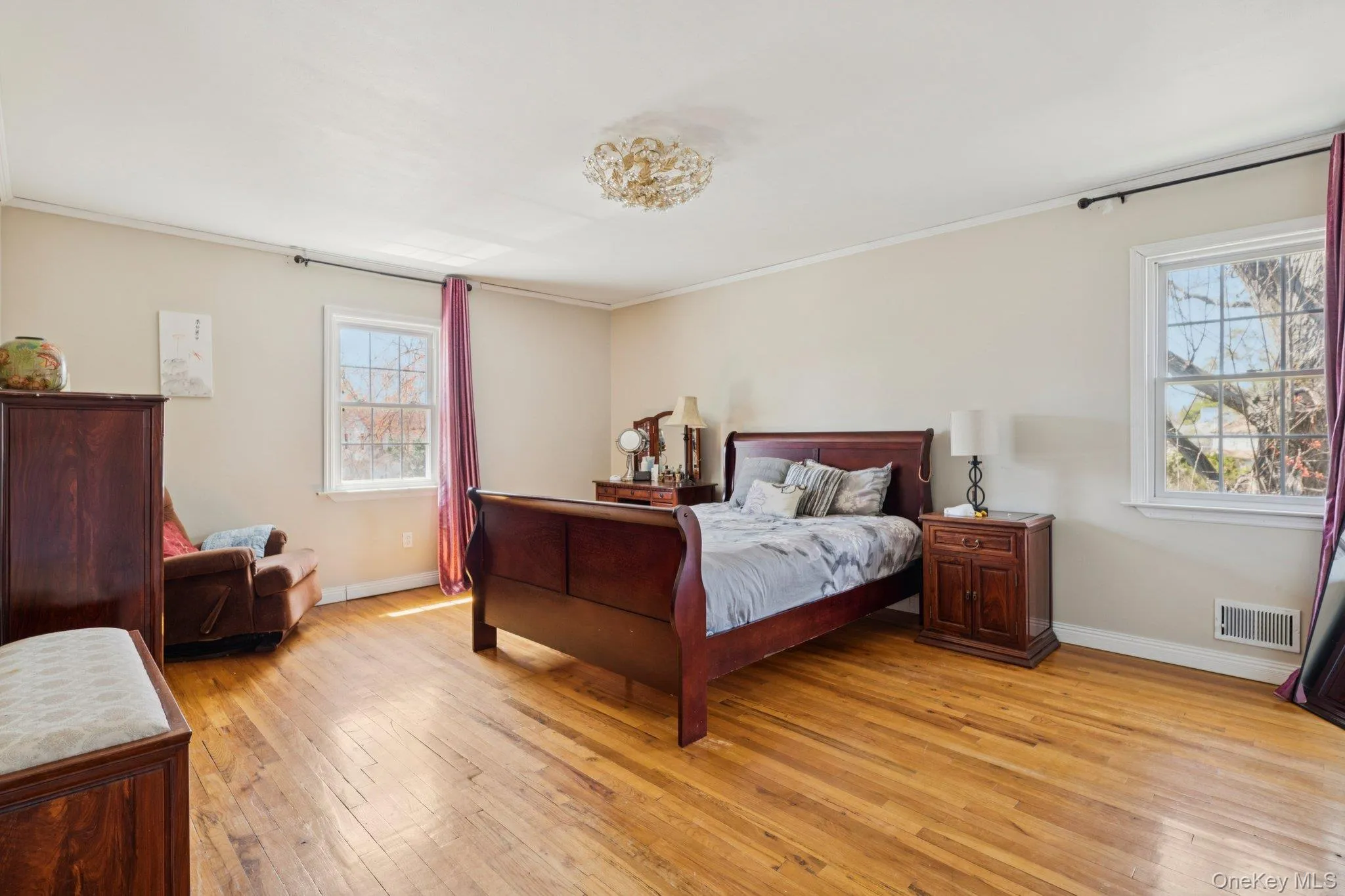 61 Arleigh Road, North Hempstead, NY, 5 Bedrooms Bedrooms, 14 Rooms Rooms,2 BathroomsBathrooms,Residential Lease,For Rent,Arleigh,0,1023062 61 Arleigh Road, North Hempstead, NY, 5 Bedrooms Bedrooms, 14 Rooms Rooms,2 BathroomsBathrooms,Residential Lease,For Rent,Arleigh,0,1023062