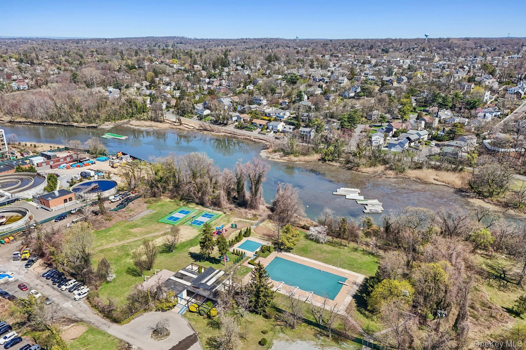61 Arleigh Road, North Hempstead, NY, 5 Bedrooms Bedrooms, 14 Rooms Rooms,2 BathroomsBathrooms,Residential Lease,For Rent,Arleigh,0,1023062 61 Arleigh Road, North Hempstead, NY, 5 Bedrooms Bedrooms, 14 Rooms Rooms,2 BathroomsBathrooms,Residential Lease,For Rent,Arleigh,0,1023062