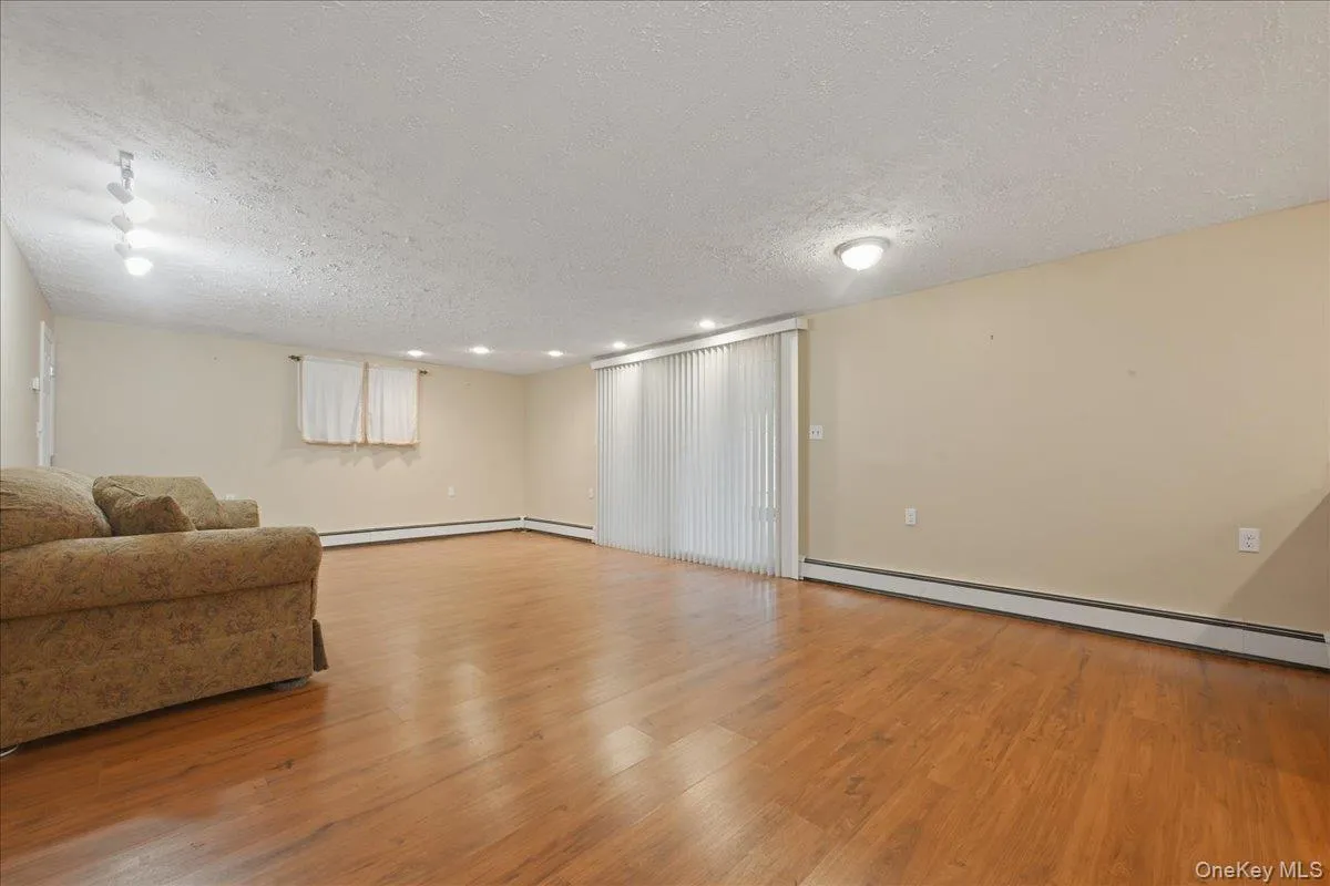 48 1st Street, Hempstead, NY, 3 Bedrooms Bedrooms, 8 Rooms Rooms,2 BathroomsBathrooms,Residential,For Rent,1st,0,1023066 48 1st Street, Hempstead, NY, 3 Bedrooms Bedrooms, 8 Rooms Rooms,2 BathroomsBathrooms,Residential,For Rent,1st,0,1023066