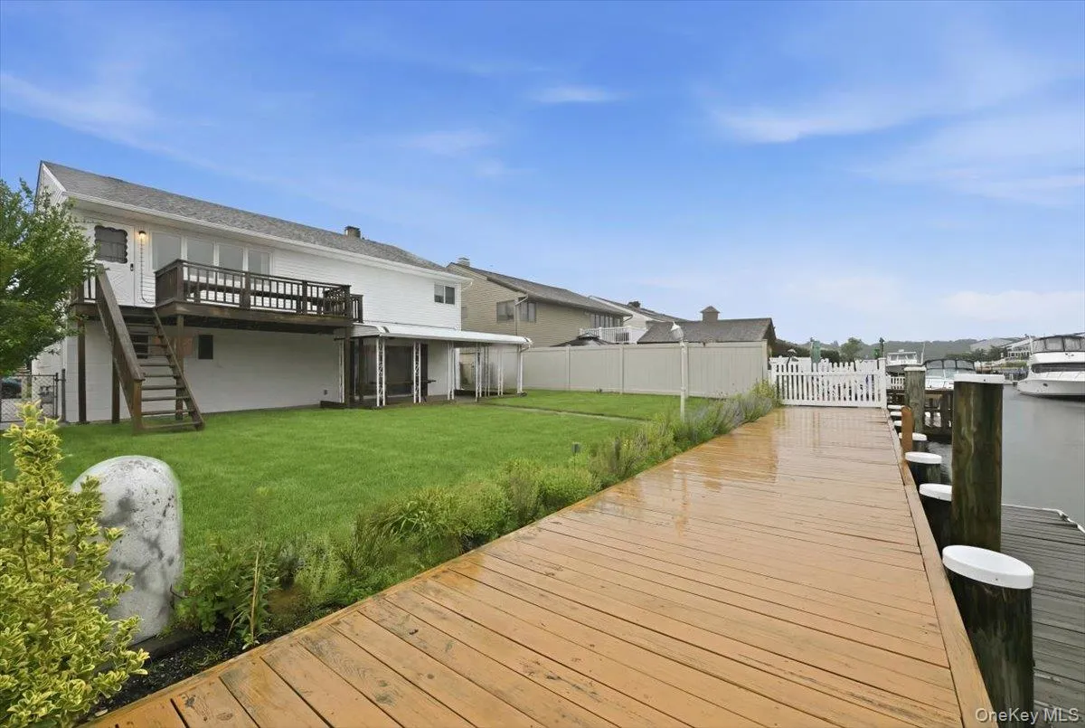48 1st Street, Hempstead, NY, 3 Bedrooms Bedrooms, 8 Rooms Rooms,2 BathroomsBathrooms,Residential,For Rent,1st,0,1023066 48 1st Street, Hempstead, NY, 3 Bedrooms Bedrooms, 8 Rooms Rooms,2 BathroomsBathrooms,Residential,For Rent,1st,0,1023066