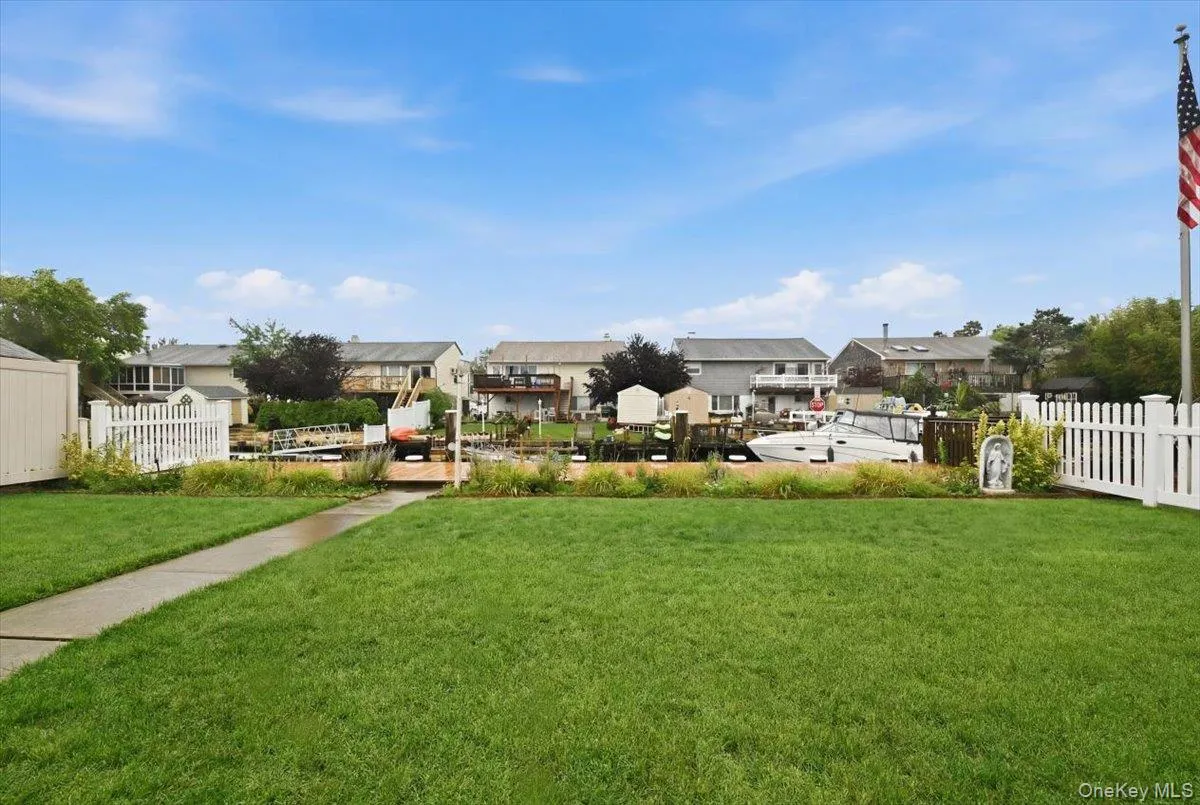 48 1st Street, Hempstead, NY, 3 Bedrooms Bedrooms, 8 Rooms Rooms,2 BathroomsBathrooms,Residential,For Rent,1st,0,1023066 48 1st Street, Hempstead, NY, 3 Bedrooms Bedrooms, 8 Rooms Rooms,2 BathroomsBathrooms,Residential,For Rent,1st,0,1023066