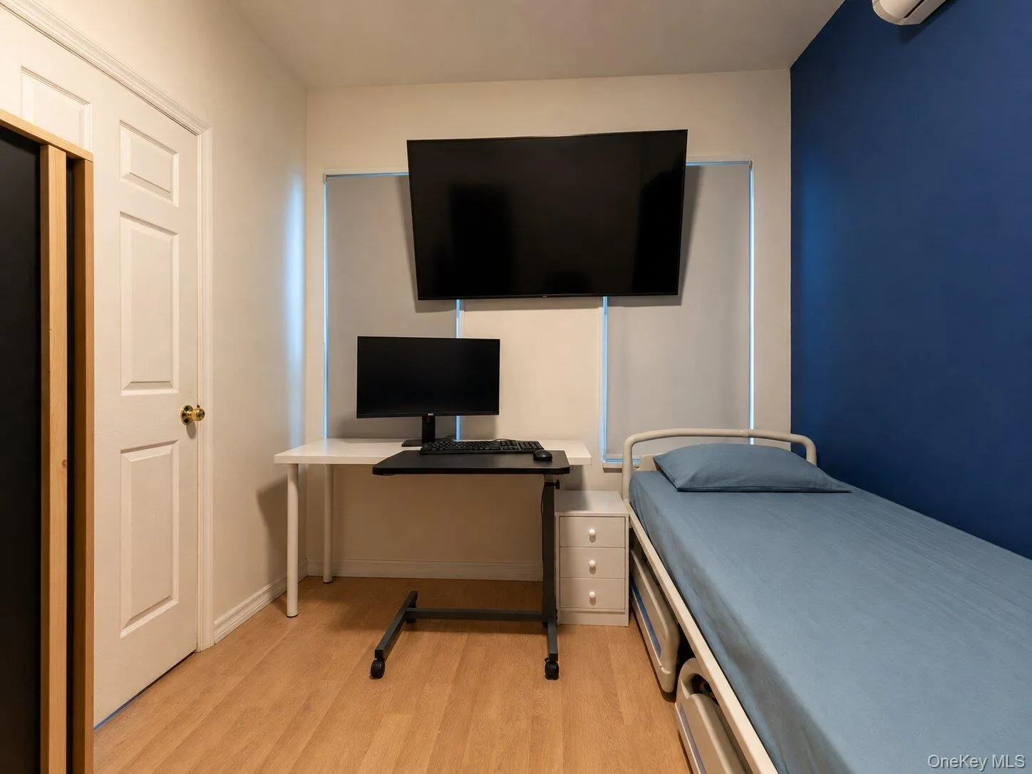 85-40A 79th Street, New York, NY, 4 Bedrooms Bedrooms, 10 Rooms Rooms,3 BathroomsBathrooms,Residential,For Rent,79th,0,1023074 85-40A 79th Street, New York, NY, 4 Bedrooms Bedrooms, 10 Rooms Rooms,3 BathroomsBathrooms,Residential,For Rent,79th,0,1023074