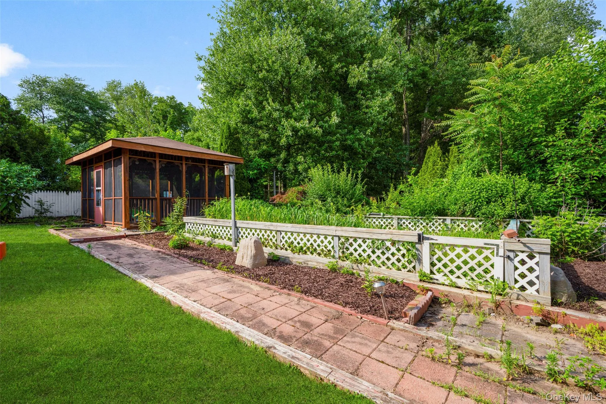 8 Reggie Drive, Wappinger, NY, 4 Bedrooms Bedrooms, 7 Rooms Rooms,2 BathroomsBathrooms,Residential,For Rent,Reggie,0,1023078 8 Reggie Drive, Wappinger, NY, 4 Bedrooms Bedrooms, 7 Rooms Rooms,2 BathroomsBathrooms,Residential,For Rent,Reggie,0,1023078