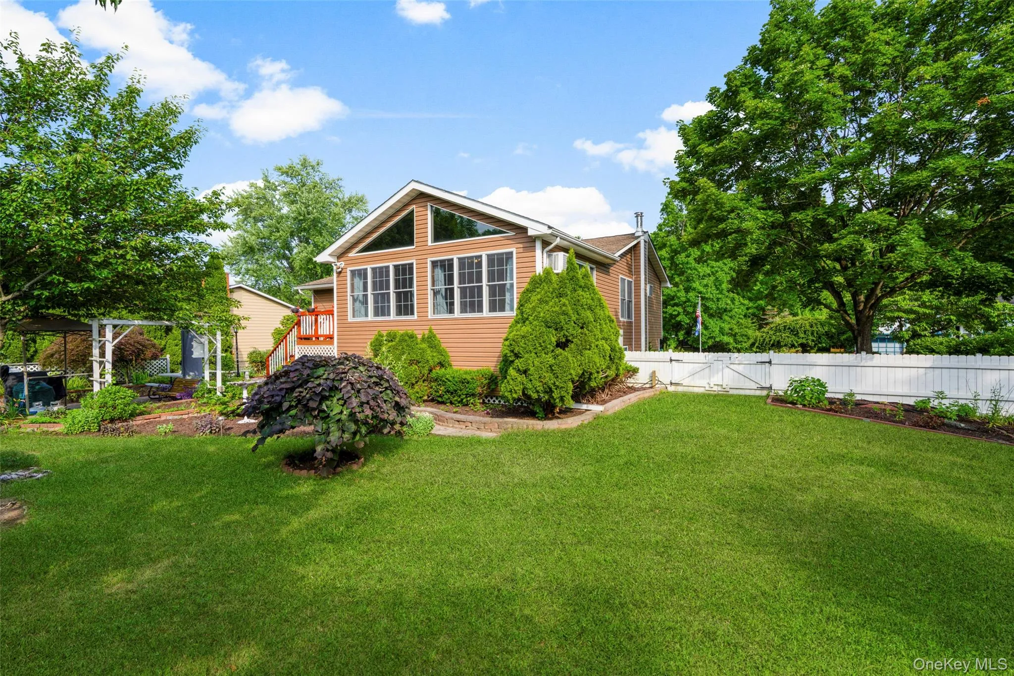 8 Reggie Drive, Wappinger, NY, 4 Bedrooms Bedrooms, 7 Rooms Rooms,2 BathroomsBathrooms,Residential,For Rent,Reggie,0,1023078 8 Reggie Drive, Wappinger, NY, 4 Bedrooms Bedrooms, 7 Rooms Rooms,2 BathroomsBathrooms,Residential,For Rent,Reggie,0,1023078