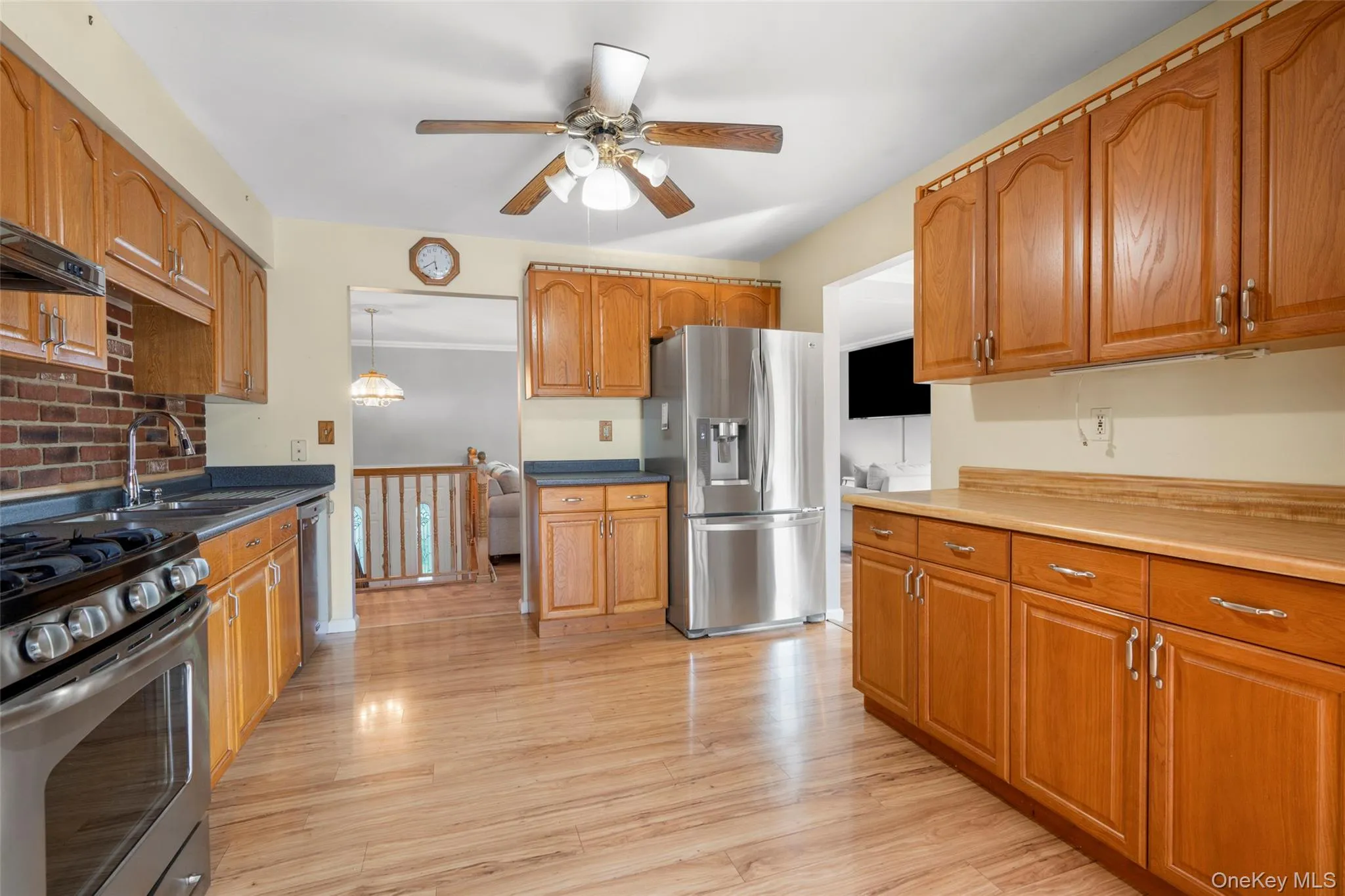 8 Reggie Drive, Wappinger, NY, 4 Bedrooms Bedrooms, 7 Rooms Rooms,2 BathroomsBathrooms,Residential,For Rent,Reggie,0,1023078 8 Reggie Drive, Wappinger, NY, 4 Bedrooms Bedrooms, 7 Rooms Rooms,2 BathroomsBathrooms,Residential,For Rent,Reggie,0,1023078