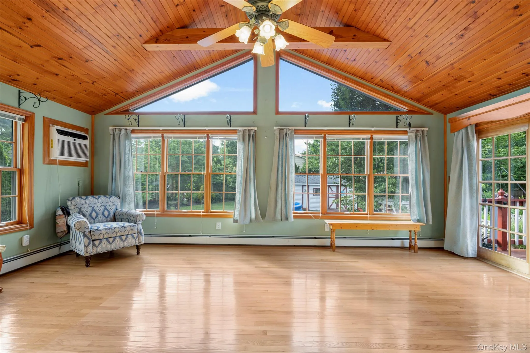 8 Reggie Drive, Wappinger, NY, 4 Bedrooms Bedrooms, 7 Rooms Rooms,2 BathroomsBathrooms,Residential,For Rent,Reggie,0,1023078 8 Reggie Drive, Wappinger, NY, 4 Bedrooms Bedrooms, 7 Rooms Rooms,2 BathroomsBathrooms,Residential,For Rent,Reggie,0,1023078