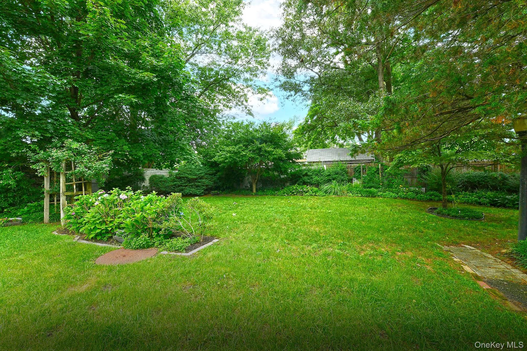 11 Bonnybill Drive, Brookhaven, NY, 5 Bedrooms Bedrooms, 9 Rooms Rooms,2 BathroomsBathrooms,Residential,For Rent,Bonnybill,0,1023083 11 Bonnybill Drive, Brookhaven, NY, 5 Bedrooms Bedrooms, 9 Rooms Rooms,2 BathroomsBathrooms,Residential,For Rent,Bonnybill,0,1023083