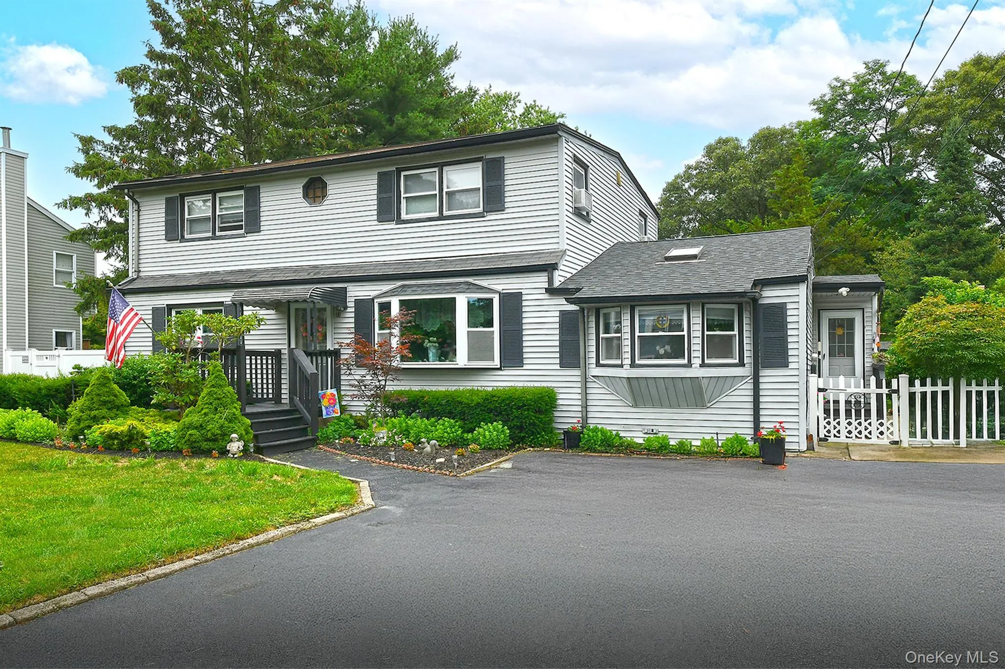 11 Bonnybill Drive, Brookhaven, NY, 5 Bedrooms Bedrooms, 9 Rooms Rooms,2 BathroomsBathrooms,Residential,For Rent,Bonnybill,0,1023083 11 Bonnybill Drive, Brookhaven, NY, 5 Bedrooms Bedrooms, 9 Rooms Rooms,2 BathroomsBathrooms,Residential,For Rent,Bonnybill,0,1023083