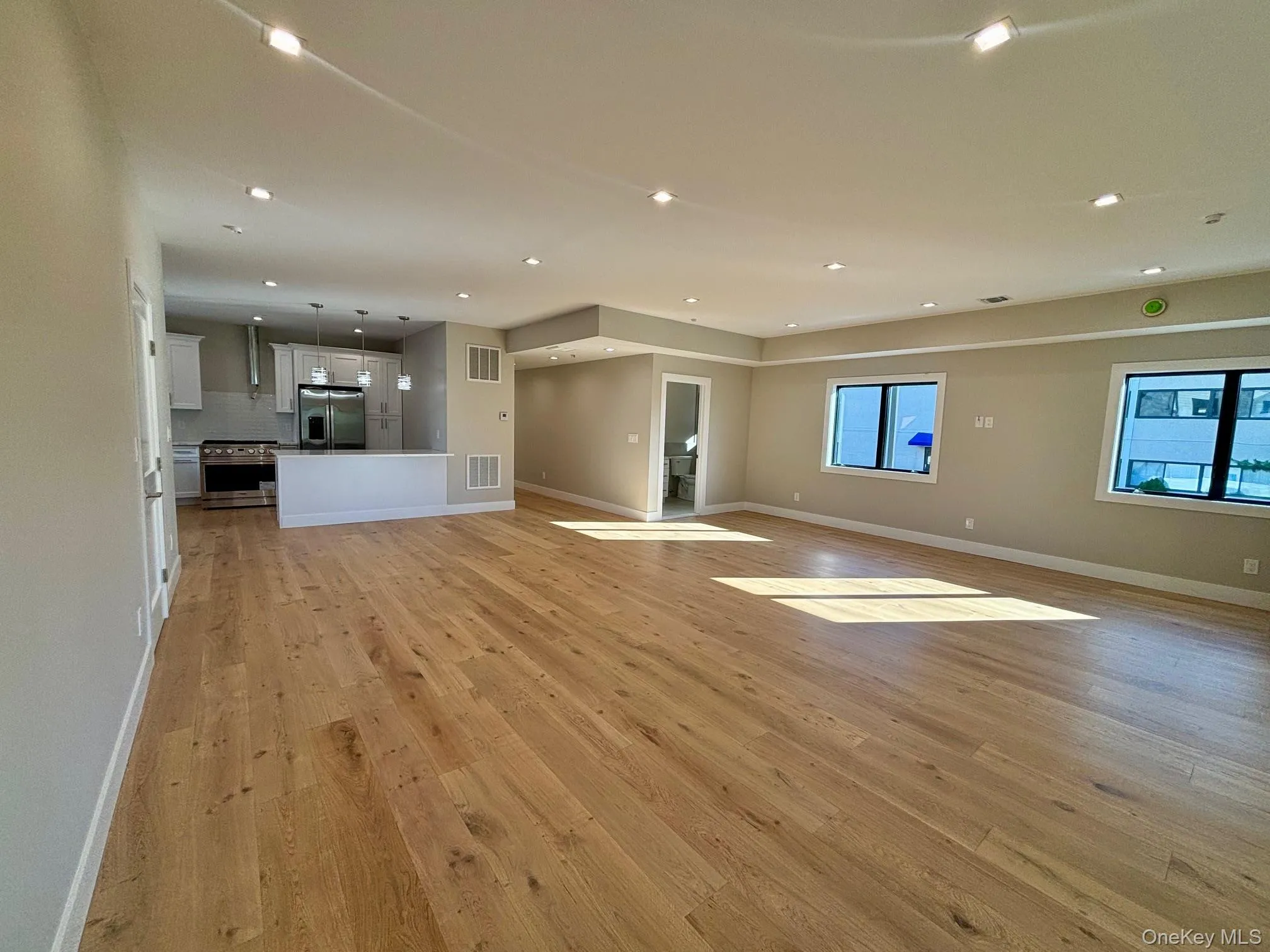 163 Harrison Avenue, North Hempstead, NY, 3 Bedrooms Bedrooms, 6 Rooms Rooms,2 BathroomsBathrooms,Residential Lease,For Rent,Harrison,0,1023092 163 Harrison Avenue, North Hempstead, NY, 3 Bedrooms Bedrooms, 6 Rooms Rooms,2 BathroomsBathrooms,Residential Lease,For Rent,Harrison,0,1023092