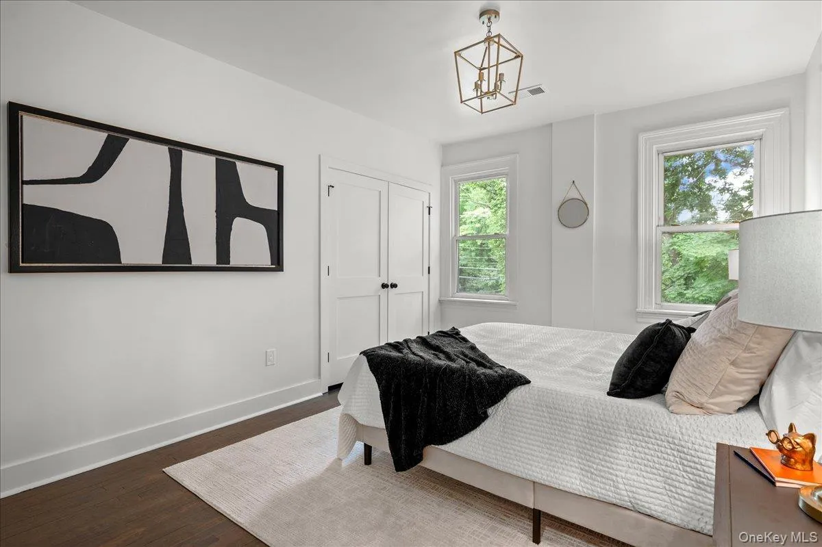 360 Western Highway, Orangetown, NY, 3 Bedrooms Bedrooms, 7 Rooms Rooms,2 BathroomsBathrooms,Residential Lease,For Rent,Western Highway,0,1023096 360 Western Highway, Orangetown, NY, 3 Bedrooms Bedrooms, 7 Rooms Rooms,2 BathroomsBathrooms,Residential Lease,For Rent,Western Highway,0,1023096