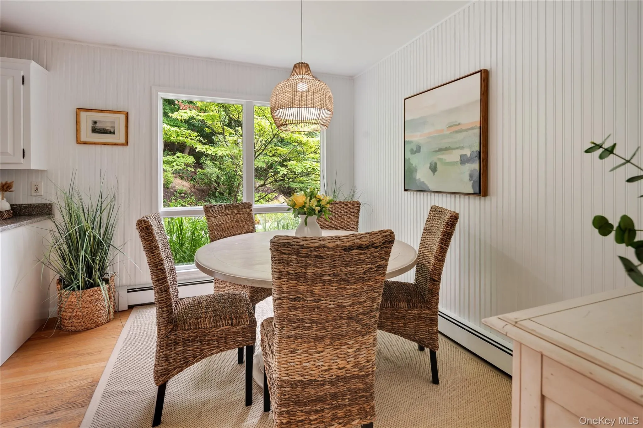 Plenty of space for a casual dinner or holiday meal, with beadboard walls that add to the cottage charm. Plenty of space for a casual dinner or holiday meal, with beadboard walls that add to the cottage charm.