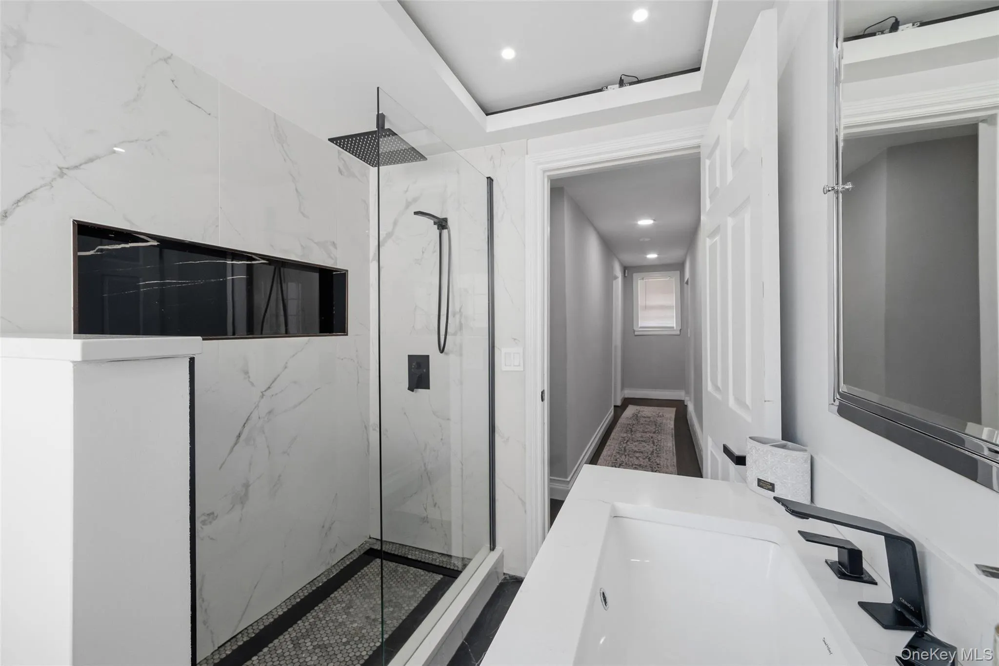 1090 Midland Avenue, Yonkers, NY, 3 Bedrooms Bedrooms, 6 Rooms Rooms,2 BathroomsBathrooms,Residential,For Rent,Midland,0,1023098 1090 Midland Avenue, Yonkers, NY, 3 Bedrooms Bedrooms, 6 Rooms Rooms,2 BathroomsBathrooms,Residential,For Rent,Midland,0,1023098