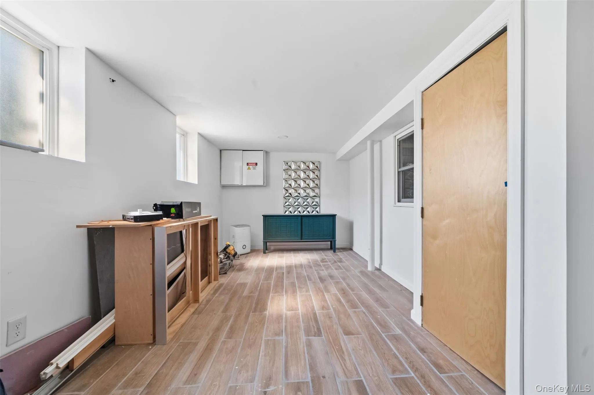 1090 Midland Avenue, Yonkers, NY, 3 Bedrooms Bedrooms, 6 Rooms Rooms,2 BathroomsBathrooms,Residential,For Rent,Midland,0,1023098 1090 Midland Avenue, Yonkers, NY, 3 Bedrooms Bedrooms, 6 Rooms Rooms,2 BathroomsBathrooms,Residential,For Rent,Midland,0,1023098